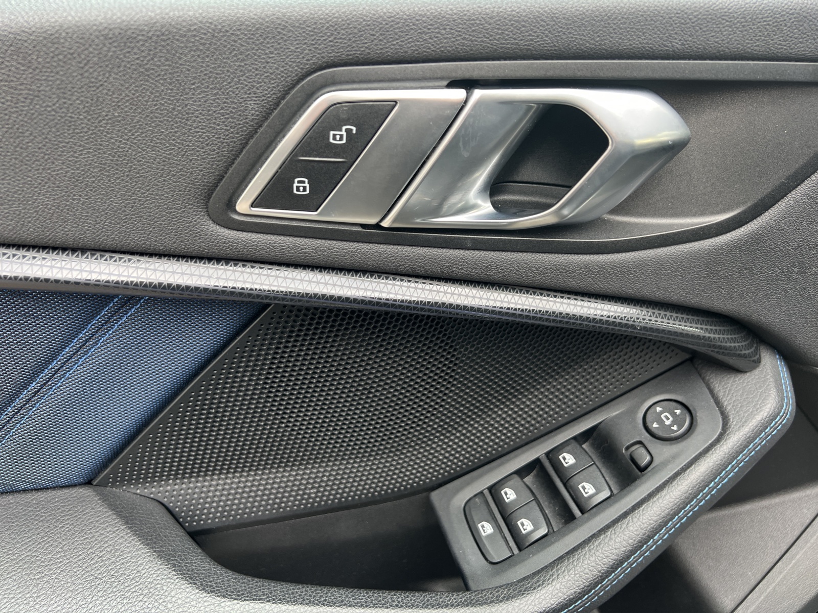 BMW 118i M-Sport-image-10