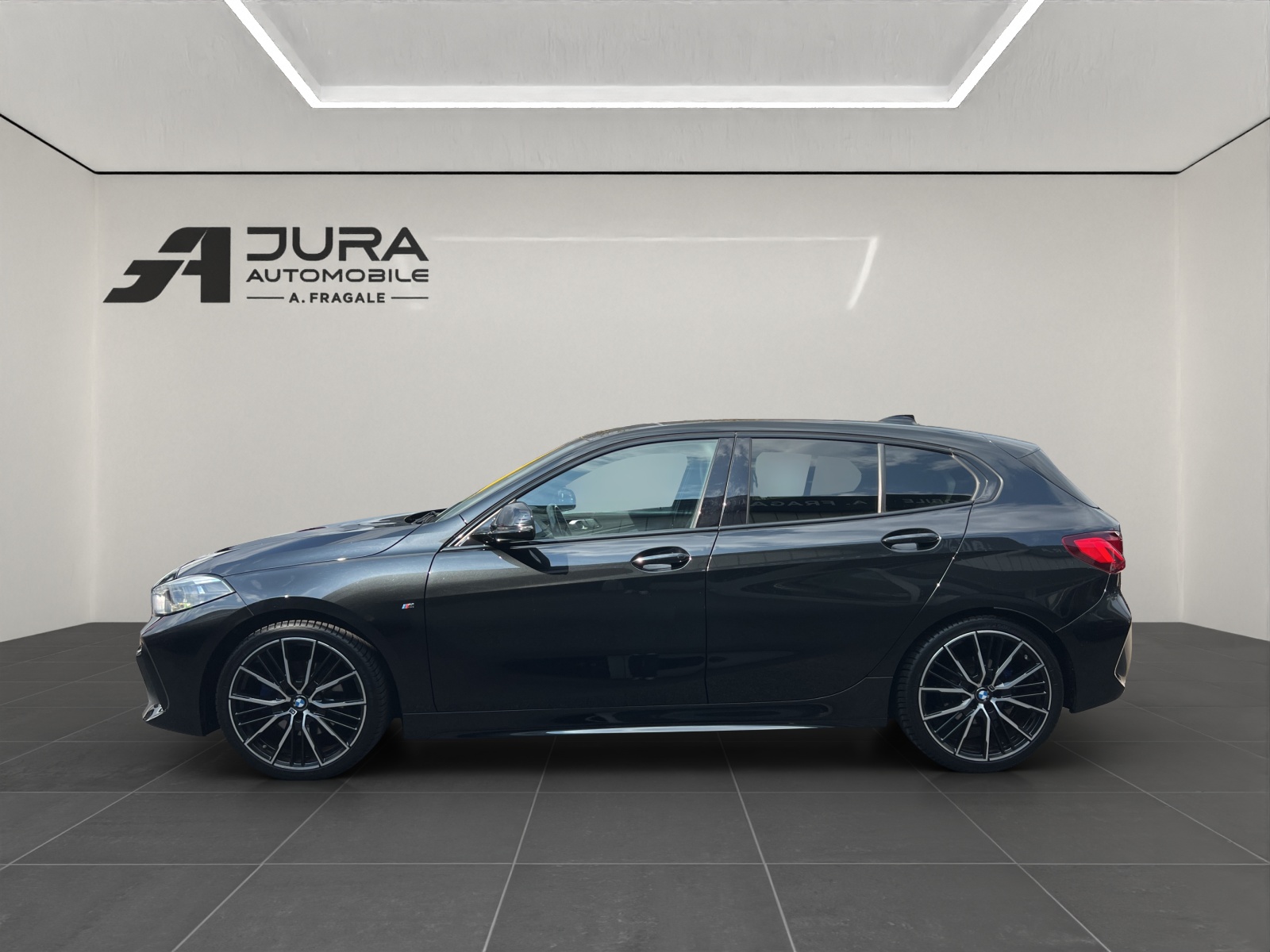 BMW 118i M-Sport-image-3
