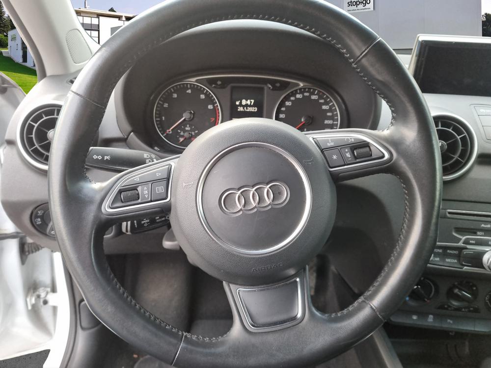 AUDI A1 Sportback 1.4 TFSI COD S-Tronic-image-6