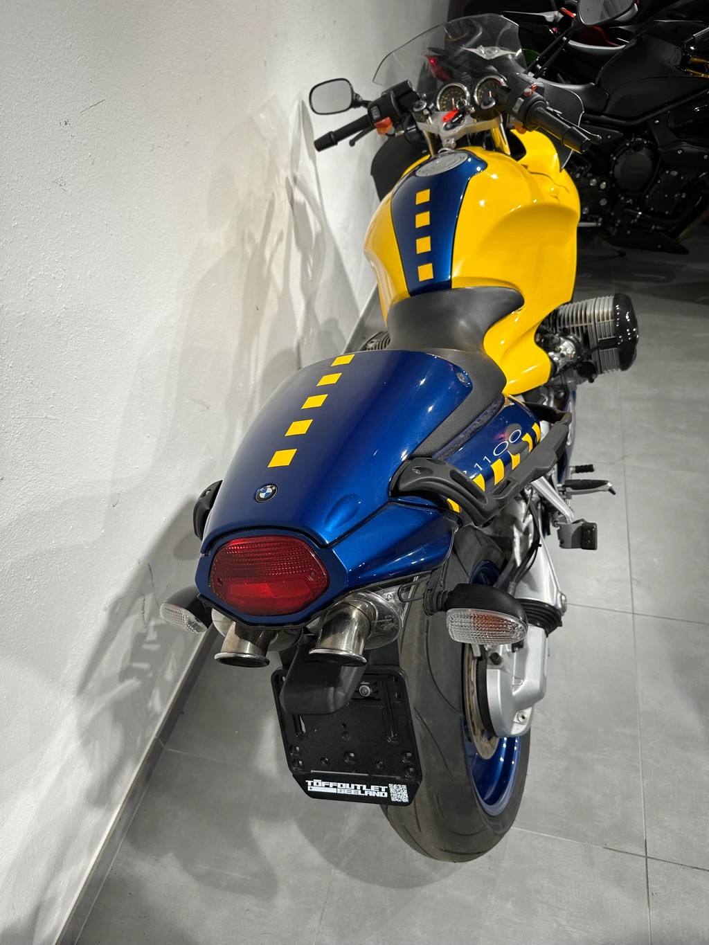 BMW R 1100 S-showroom-element-2
