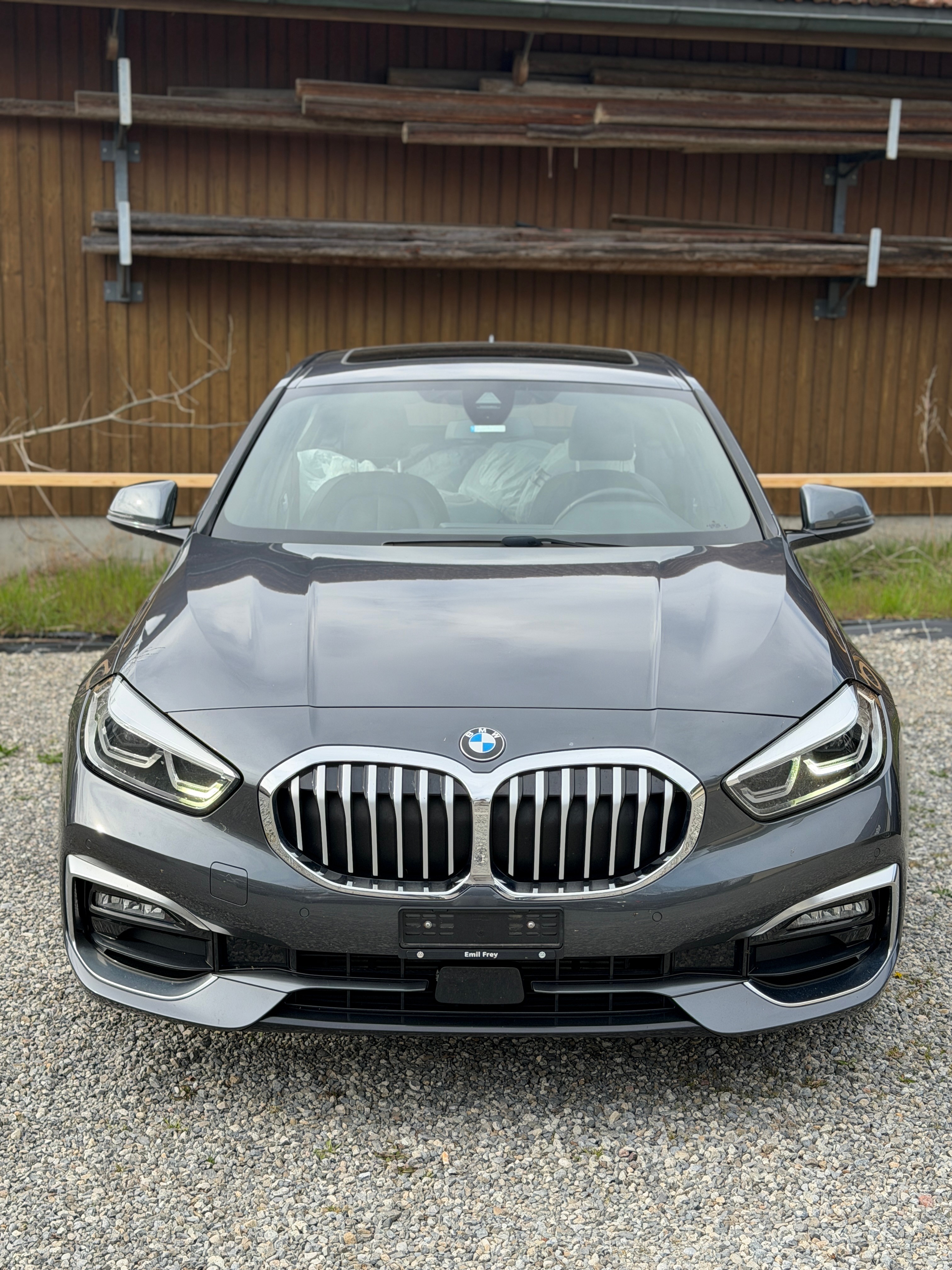 Car photo