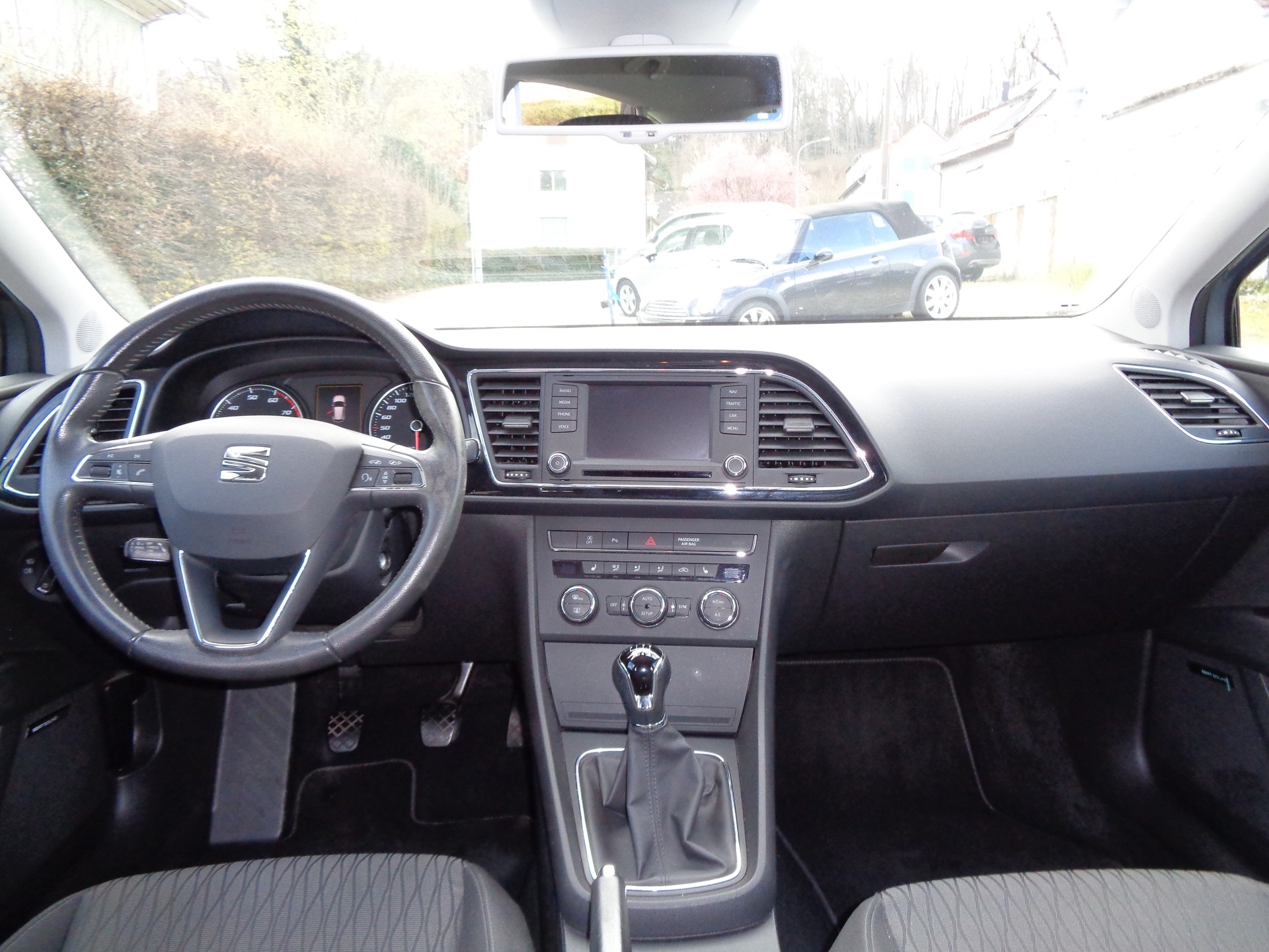 SEAT Leon 1.4 TSI Style-image-9