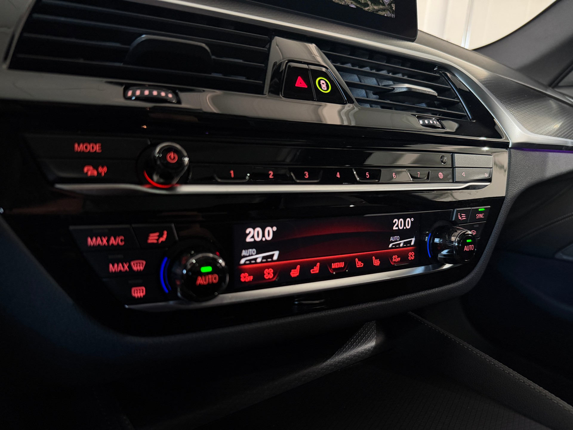BMW 540d xDrive 48V Touring Pure M Sport Steptronic-image-12