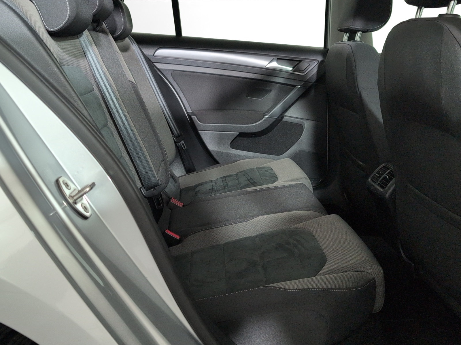 VW Golf 1.5 TSI EVO Comfortline DSG-image-8