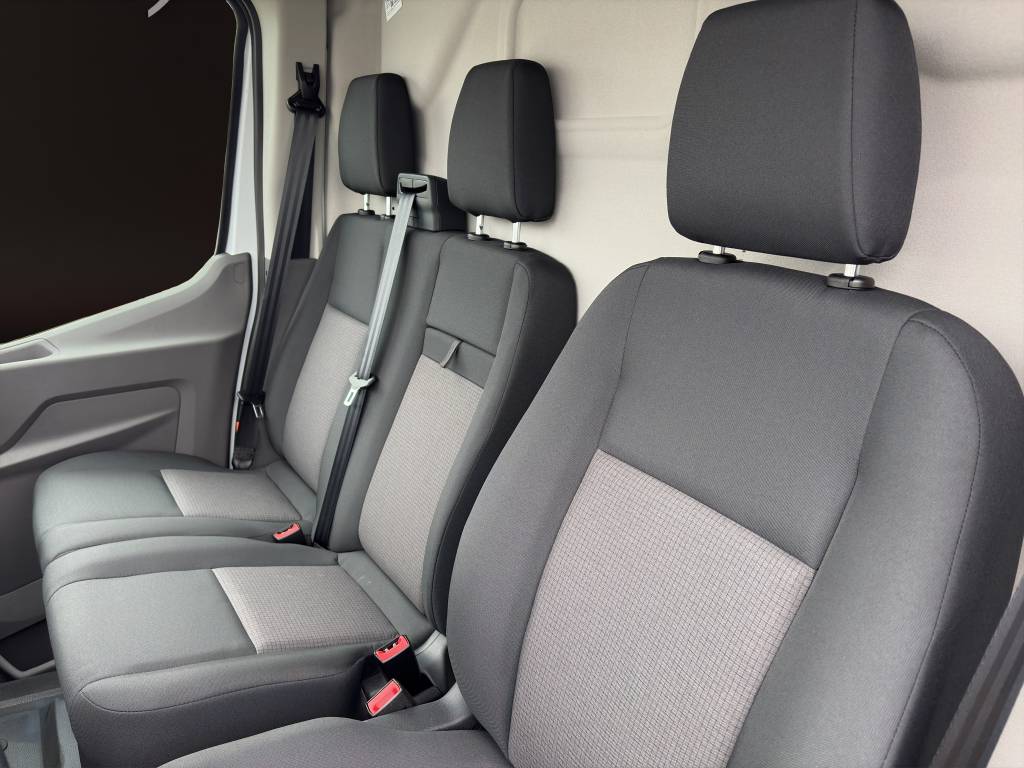 FORD E-Transit Van 350 L3 Basis RWD 68kWh-image-8