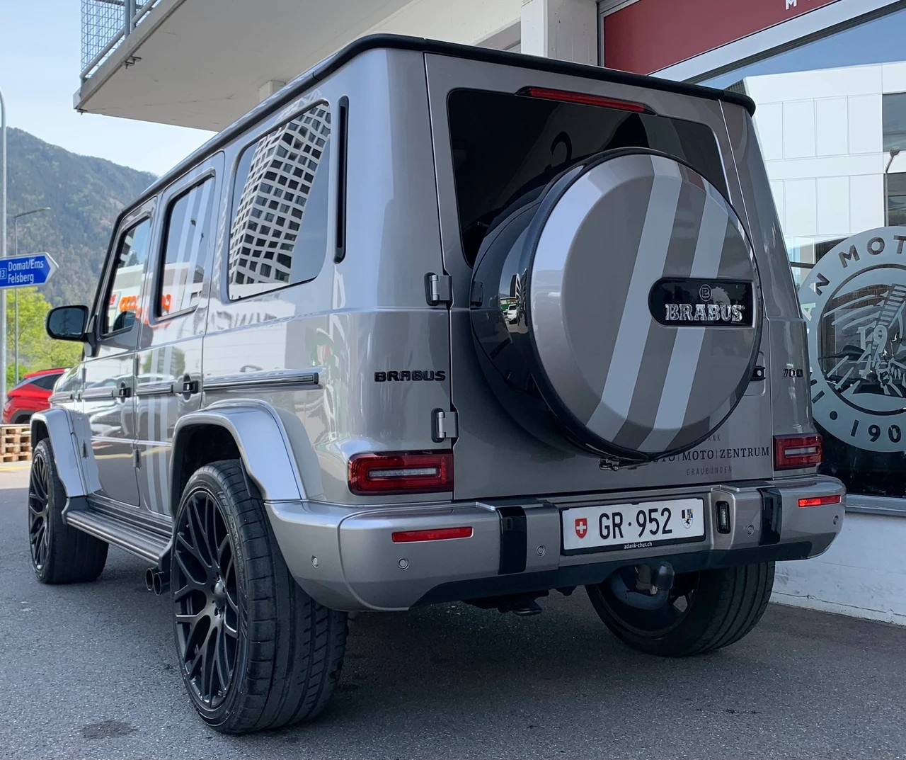 MERCEDES-BENZ G 63 AMG Brabus G700-image-4