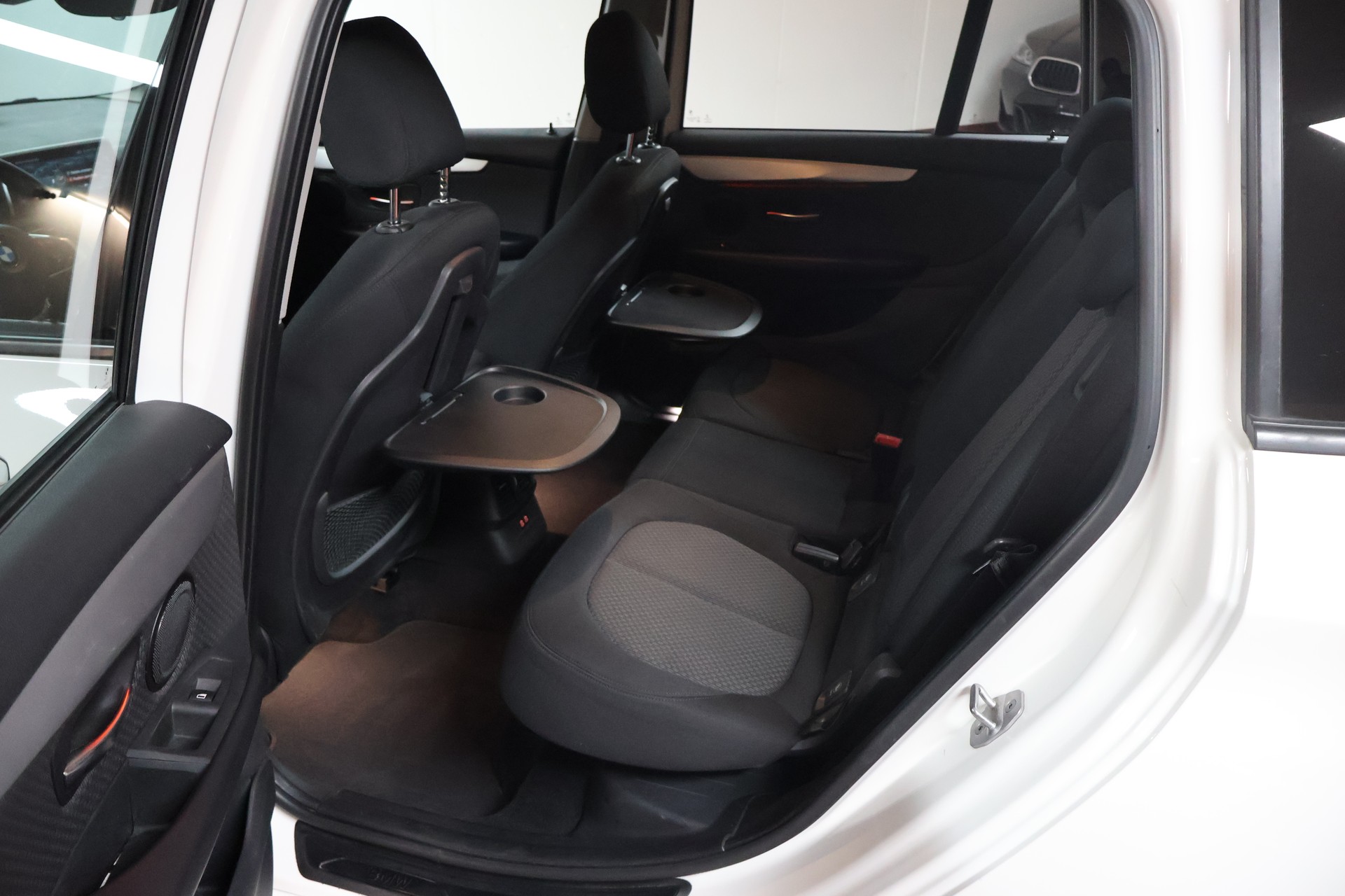 BMW 218d xDrive Gran Tourer Steptronic-image-15