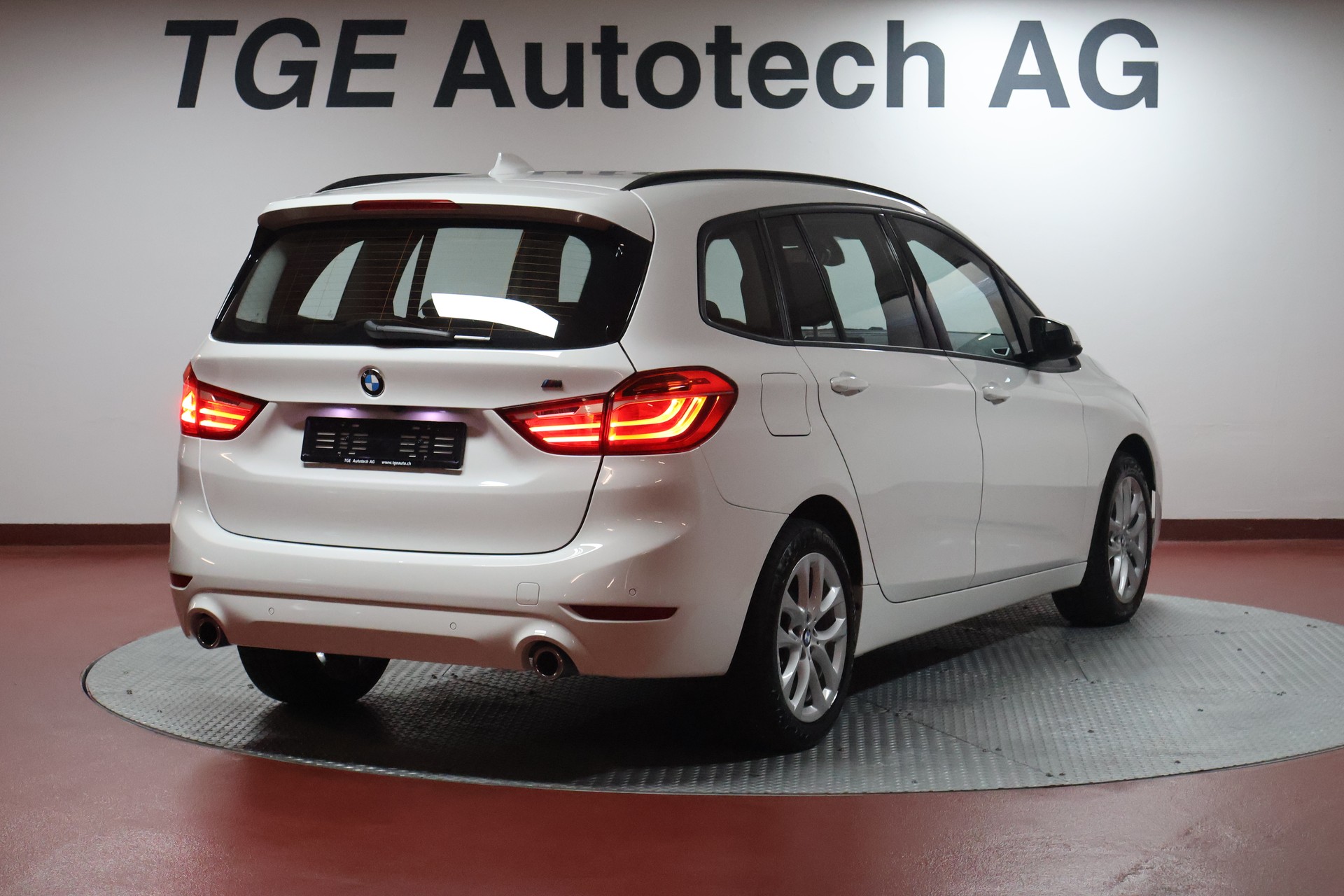 BMW 218d xDrive Gran Tourer Steptronic-image-20