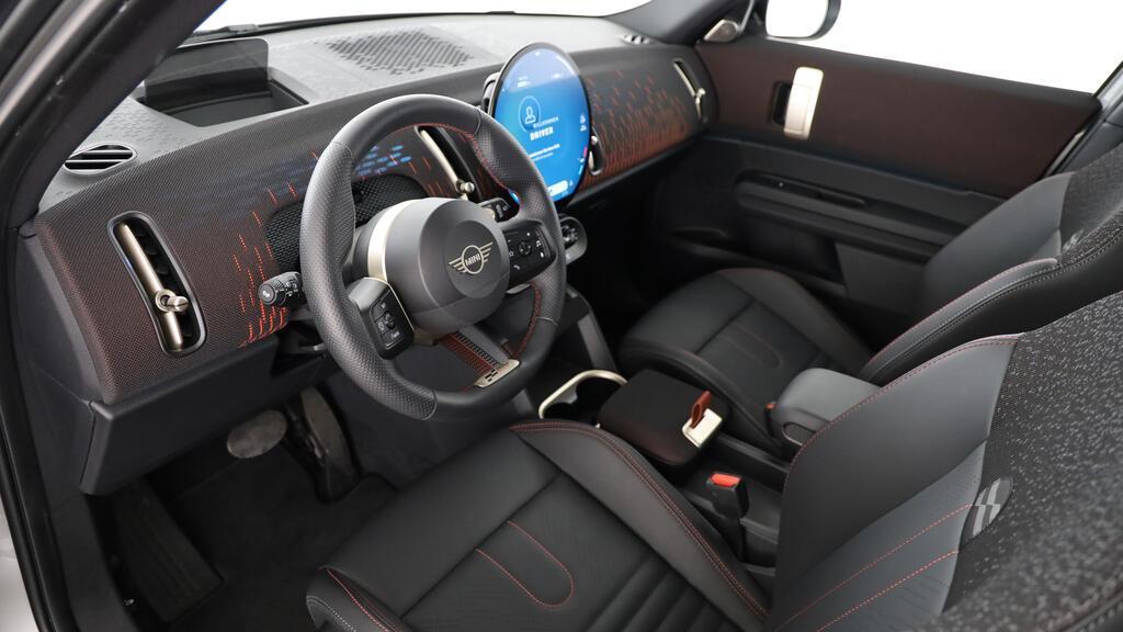 MINI Countryman S ALL4-image-17