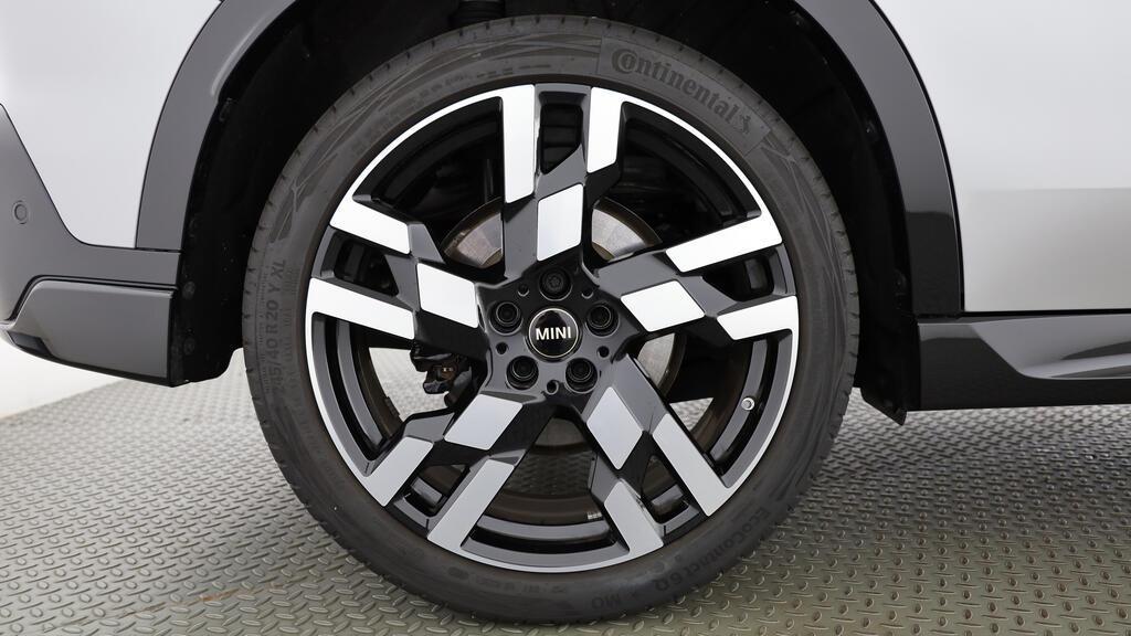 MINI Countryman S ALL4-image-8
