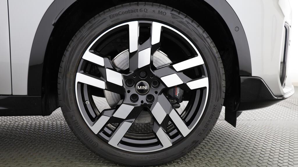 MINI Countryman S ALL4-image-9