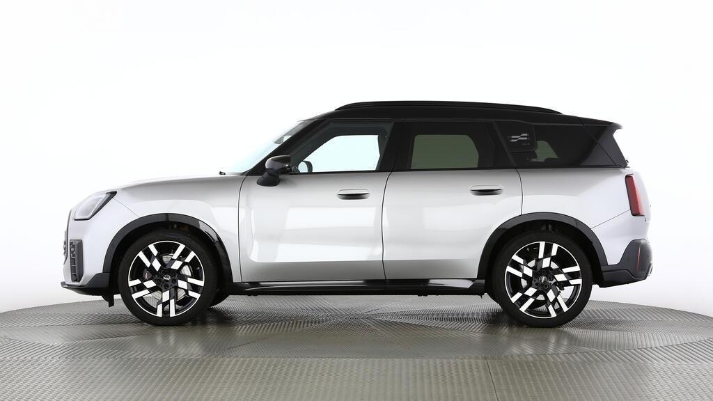 MINI Countryman S ALL4-image-2