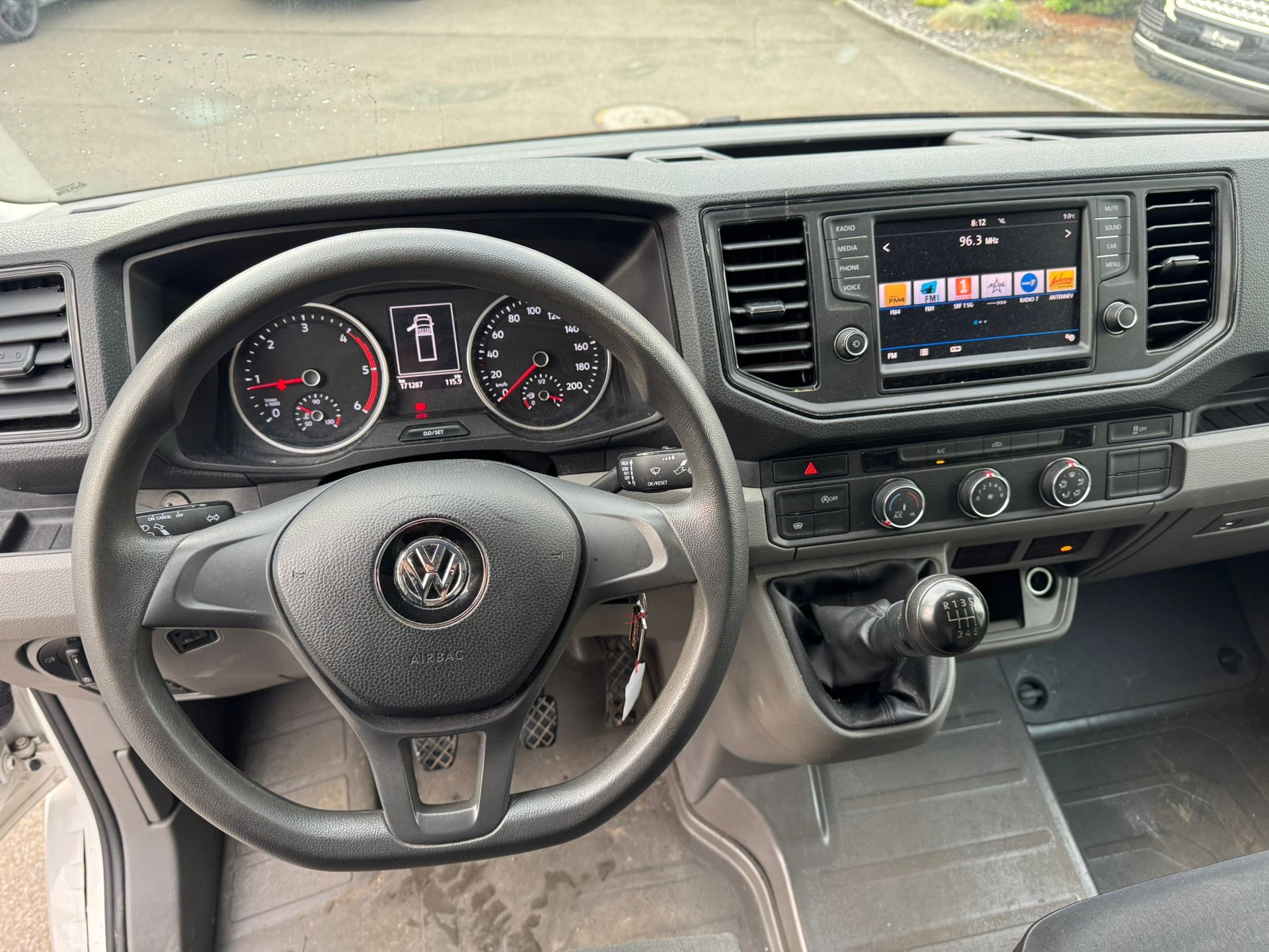 VW Crafter 35 2.0 TDI L4-image-13