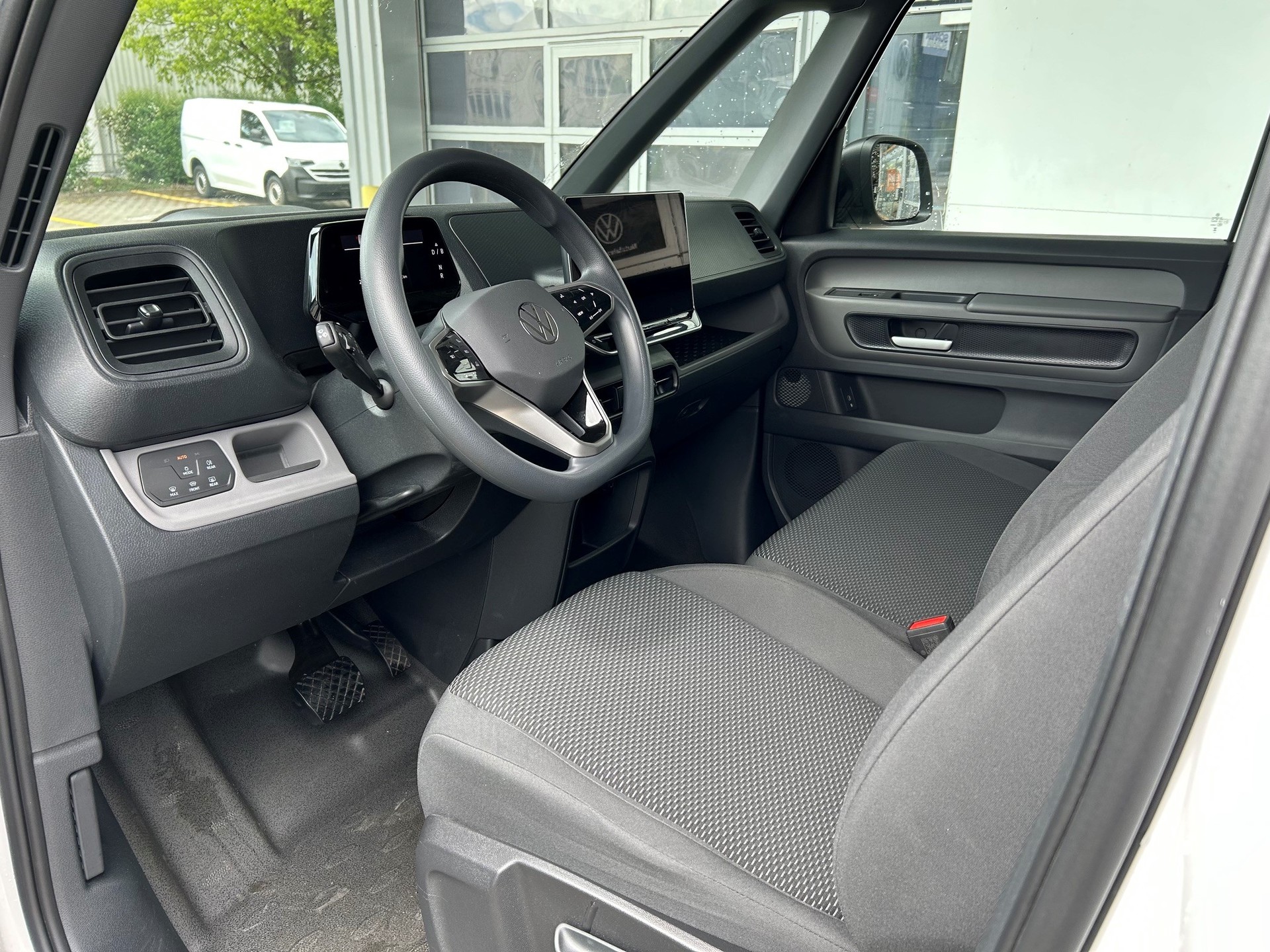 VW ID. Buzz Cargo-showroom-element-3