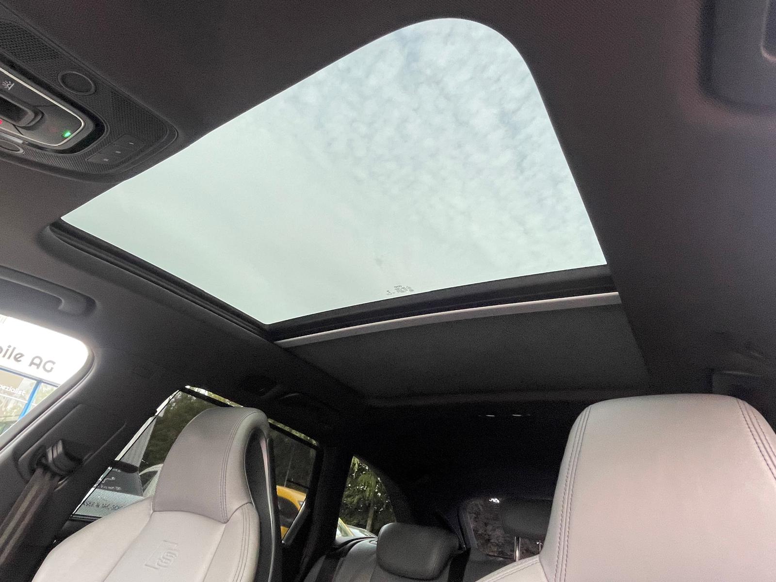AUDI S4 Avant 3.0 TFSI quattro tiptronic-image-21