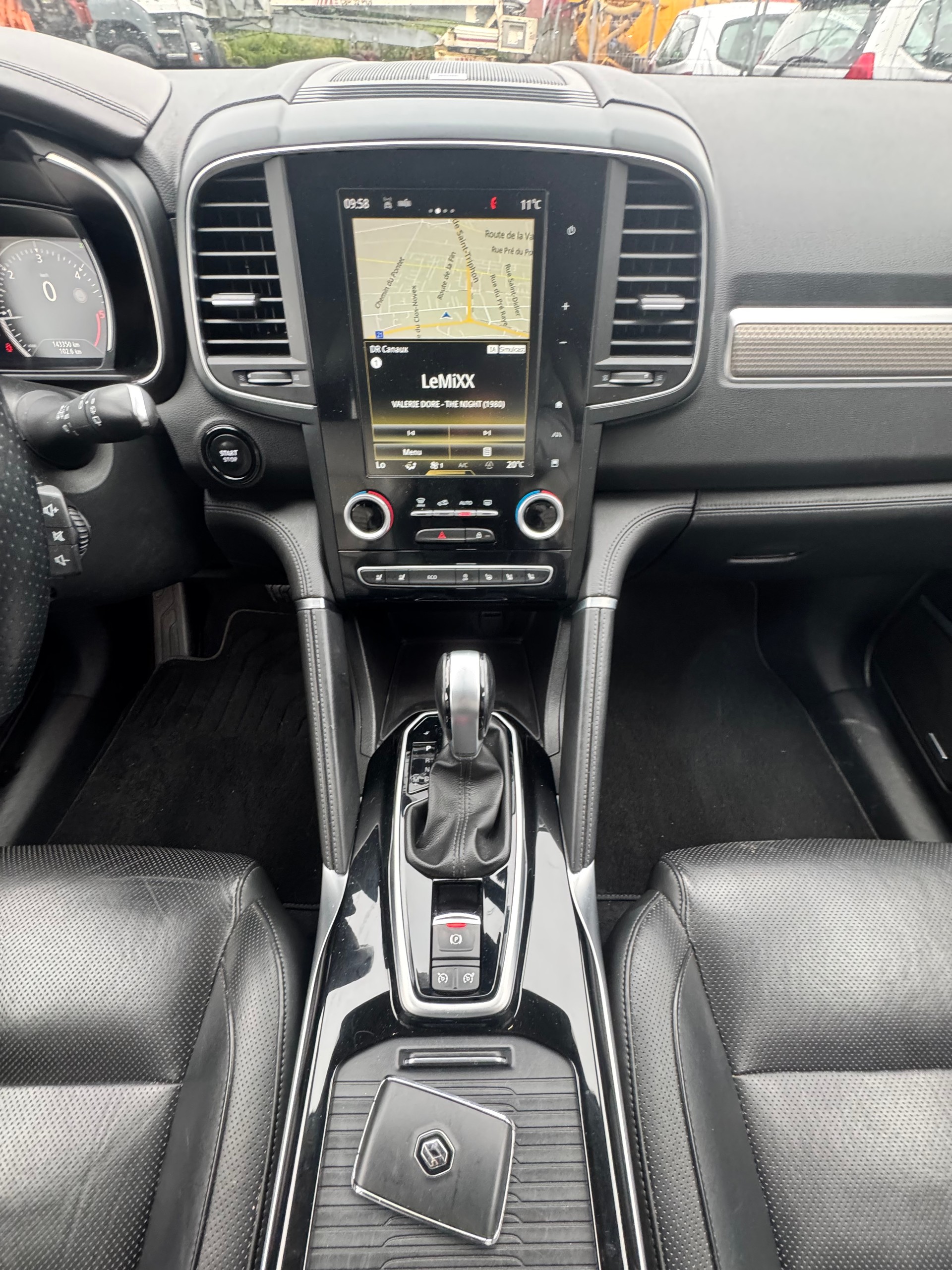 RENAULT Koleos 2.0 dCi Initiale Paris 4x4 Xtronic CVT-image-7