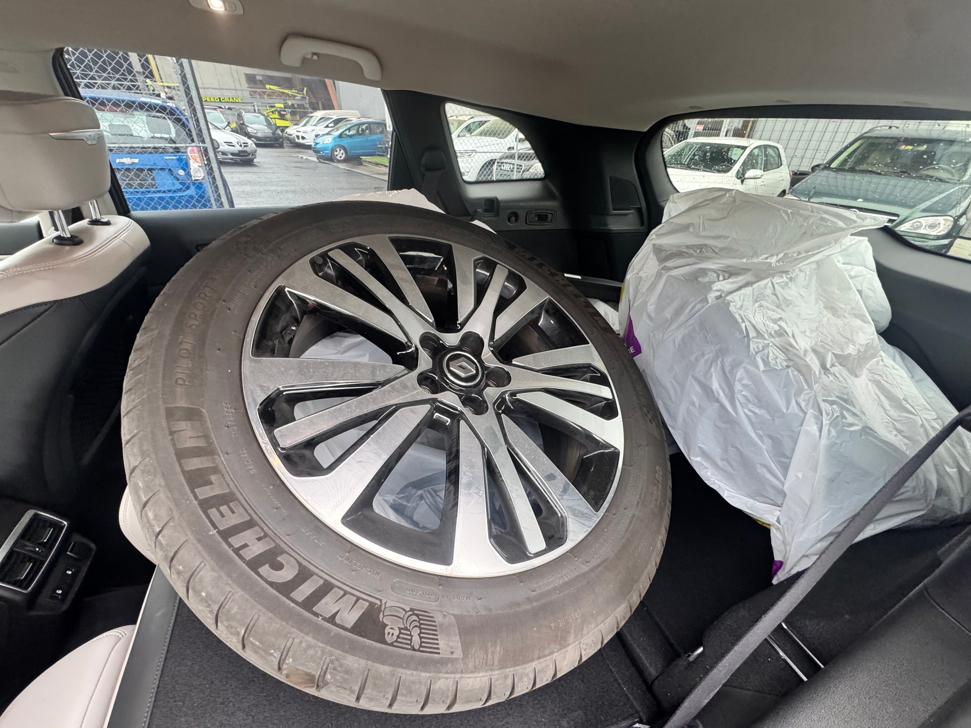 RENAULT Koleos 2.0 dCi Initiale Paris 4x4 Xtronic CVT-image-14