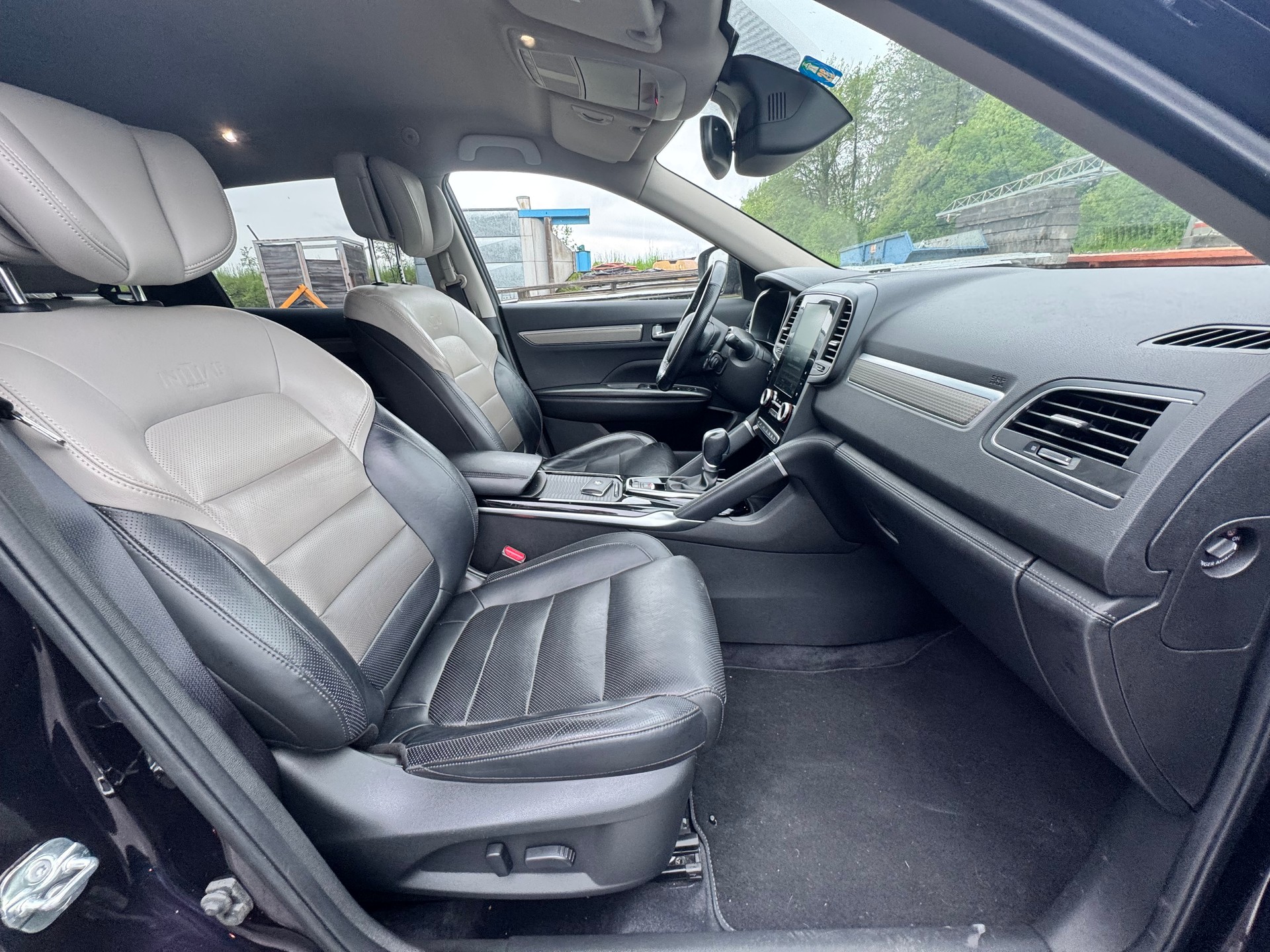 RENAULT Koleos 2.0 dCi Initiale Paris 4x4 Xtronic CVT-image-10