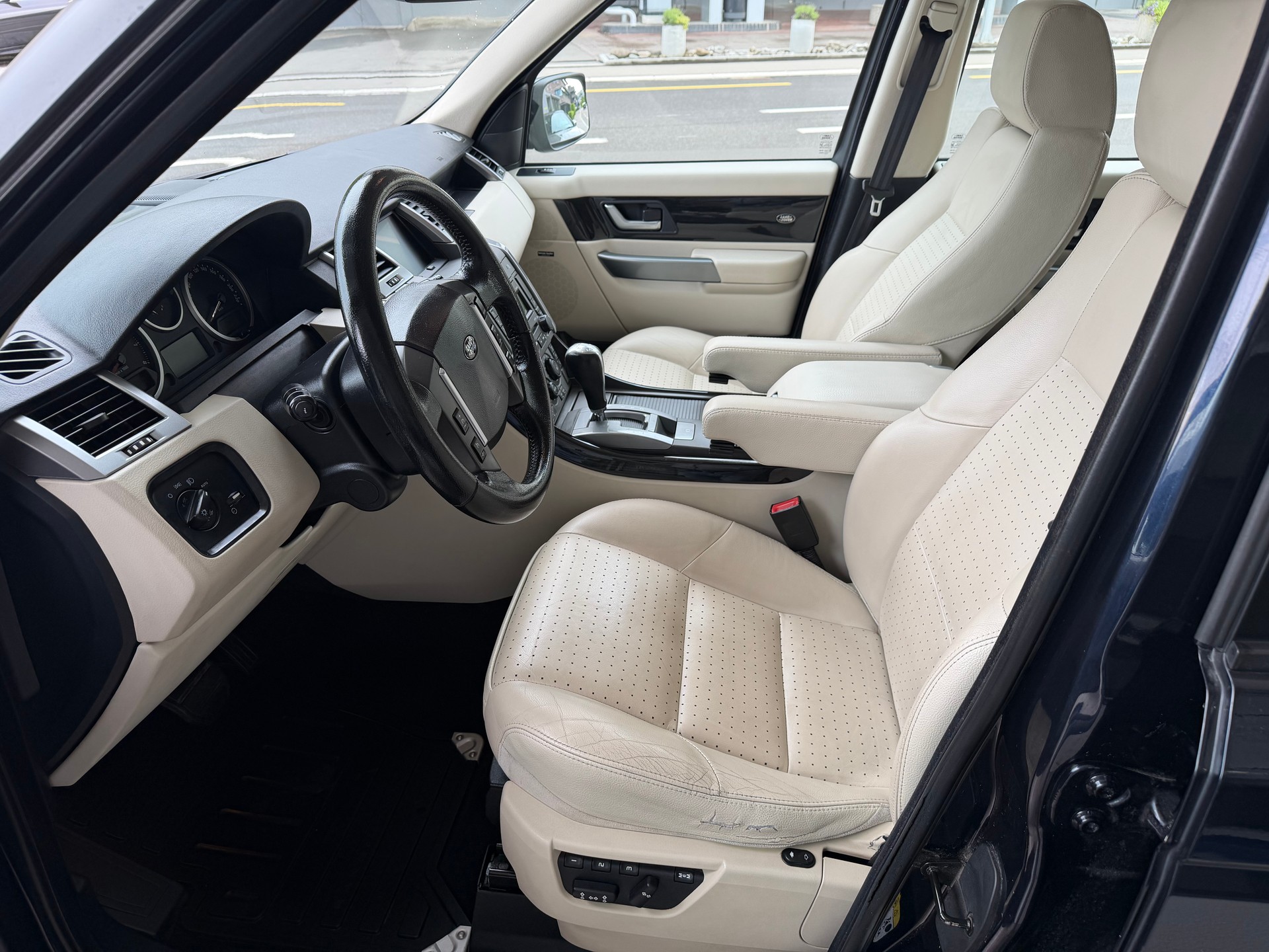 LAND ROVER Range Rover Sport 4.2 V8 SC Automatic-image-7