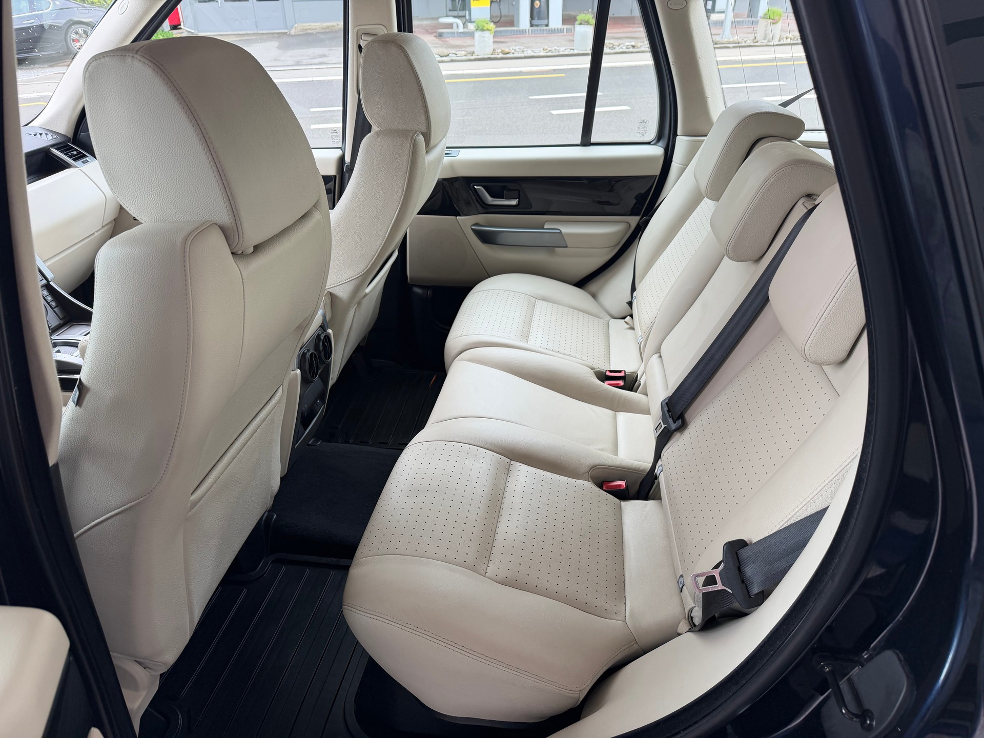 LAND ROVER Range Rover Sport 4.2 V8 SC Automatic-image-8