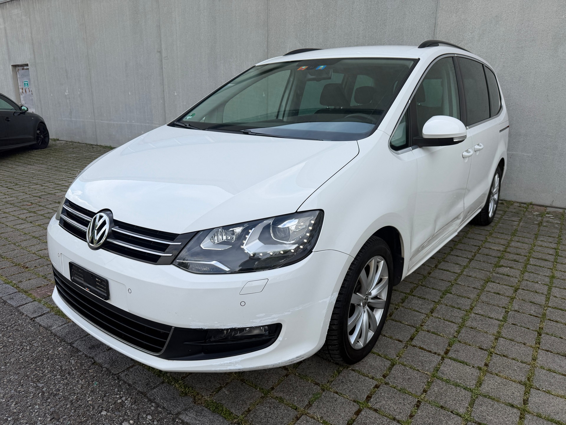 VW Sharan 2.0 TDI BlueMotion Technology Comfortline-image-0