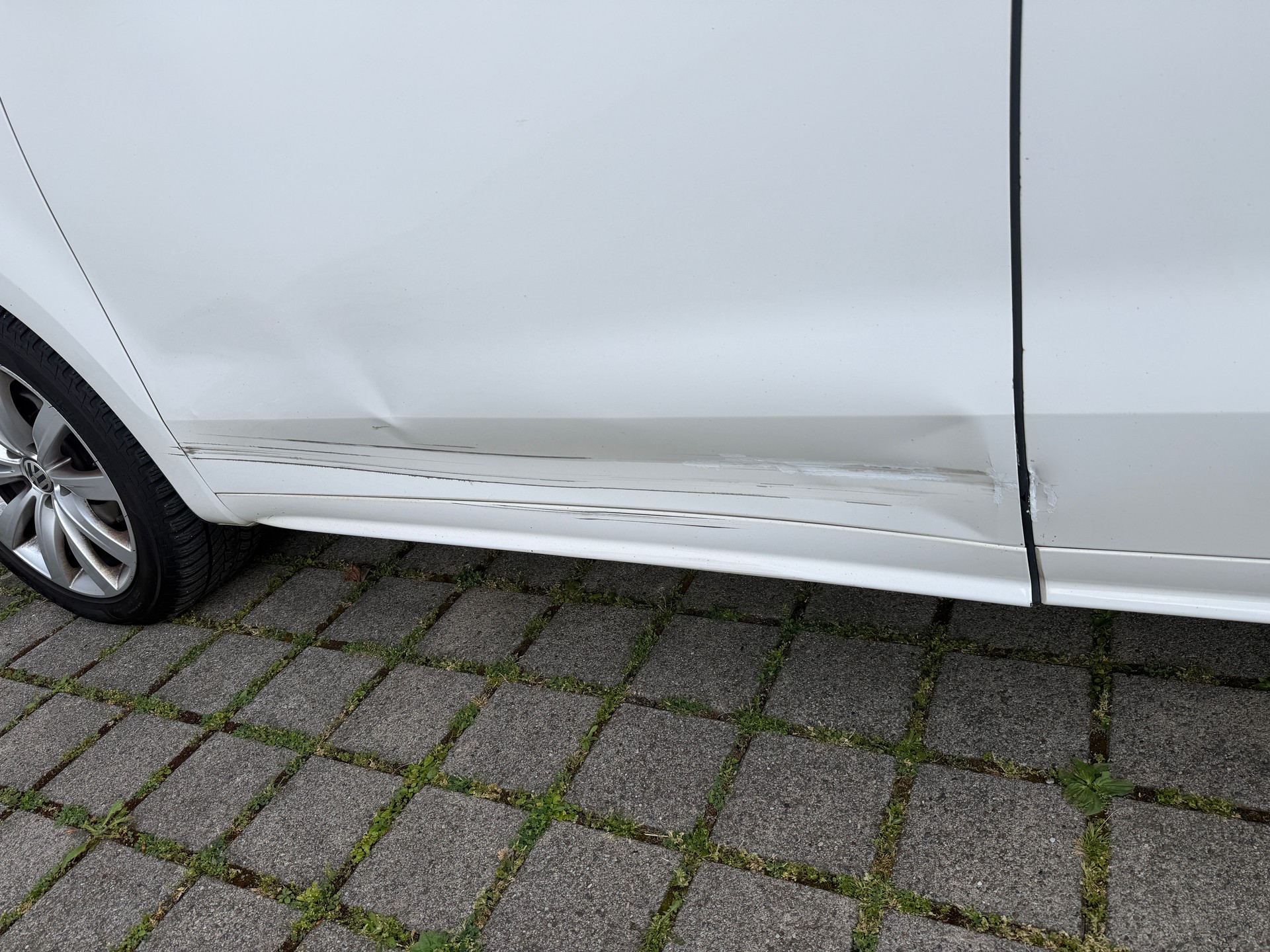 VW Sharan 2.0 TDI BlueMotion Technology Comfortline-image-12