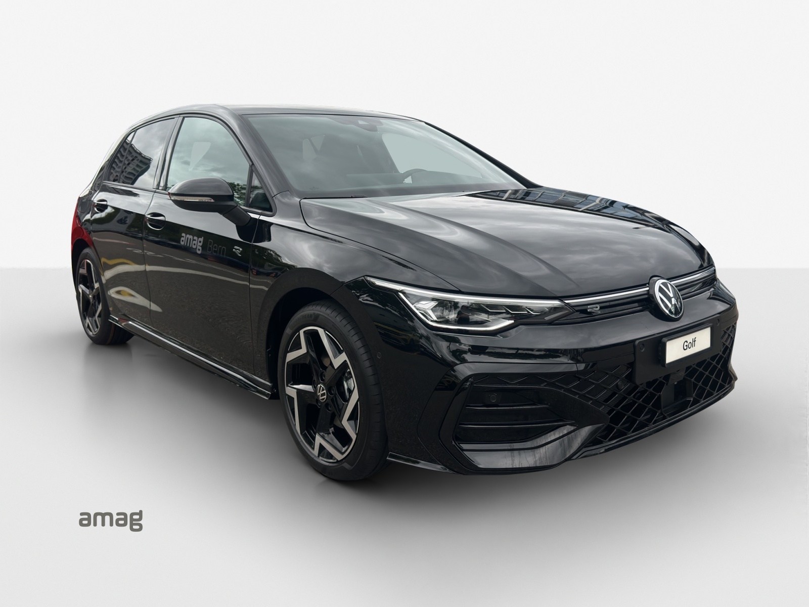 VW Golf 1.5 e TSI mHEV R-Line DSG-image-5