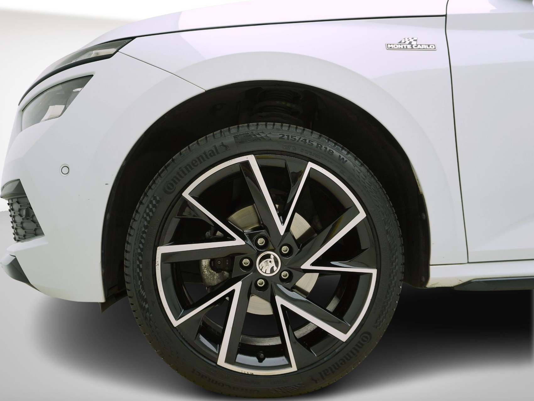 SKODA Kamiq 1.5 TSI DSG Monte Carlo-image-6