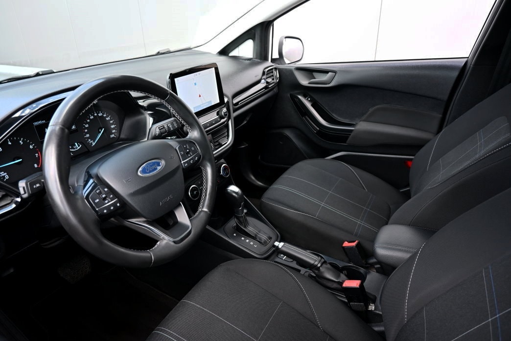 FORD Fiesta 1.0 SCTi Cool & Connect Automat-image-8