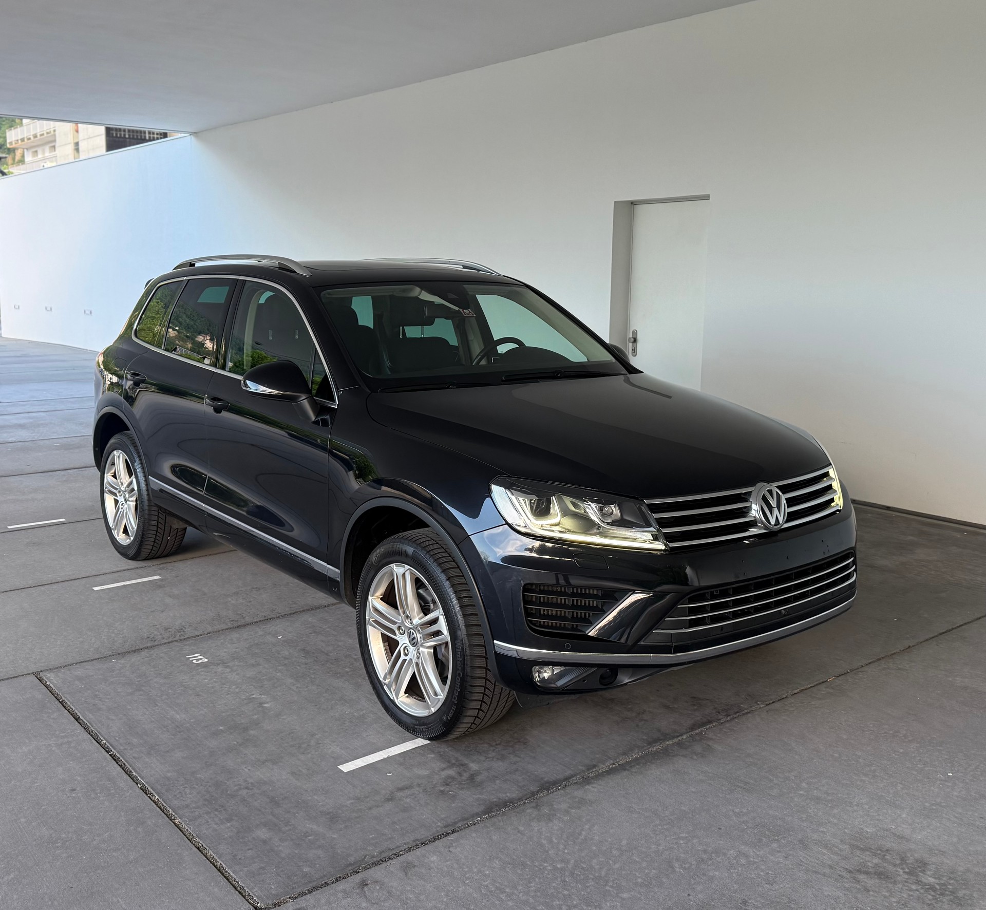 VW Touareg 3.0 TDI BMT Highline-image-5
