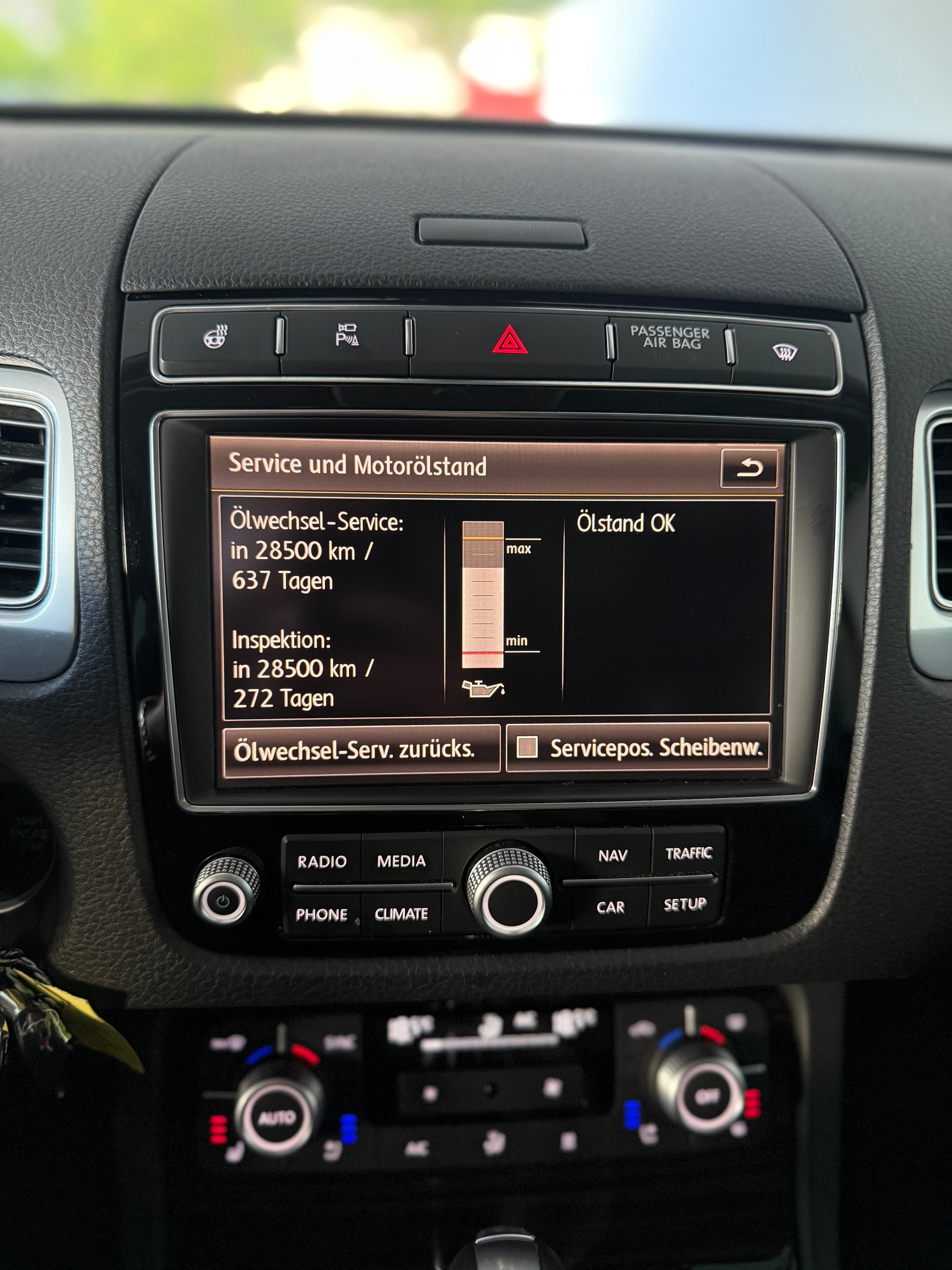 VW Touareg 3.0 TDI BMT Highline-image-18
