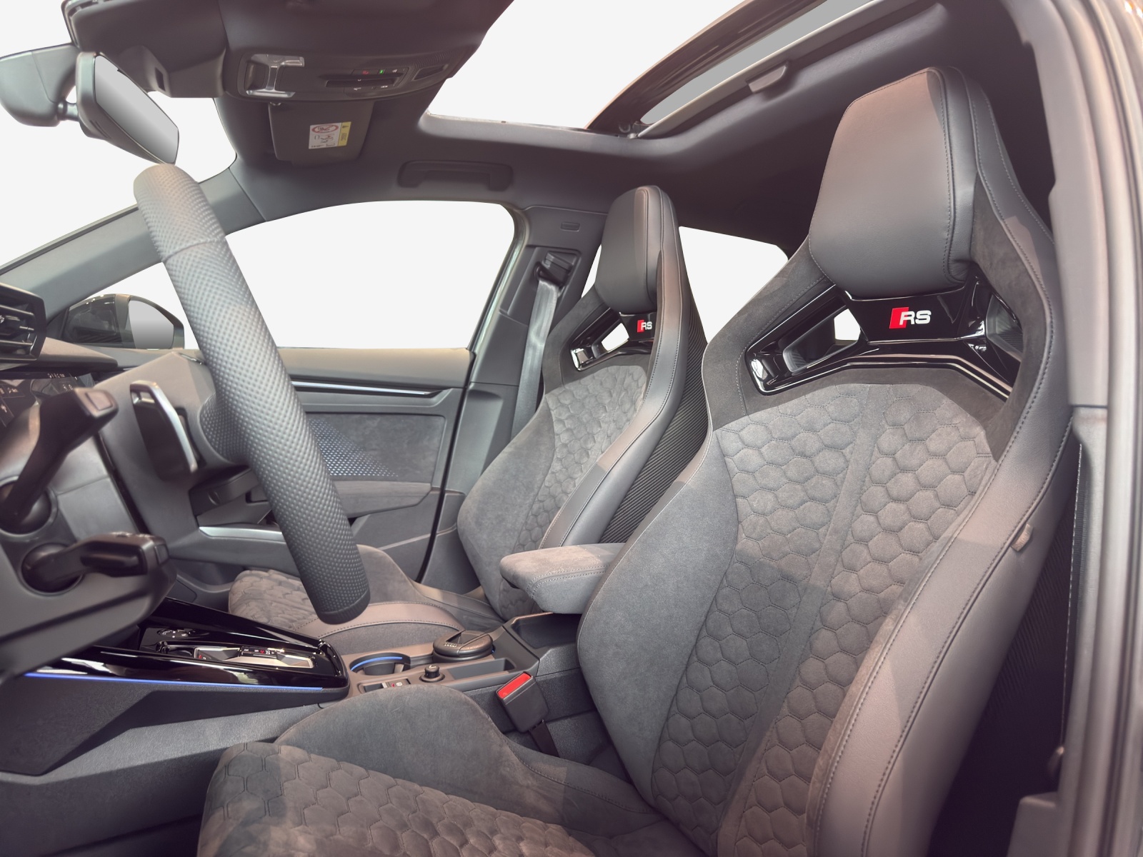 AUDI RS3 Sportback 2.5 TSI quattro S-tronic-image-10