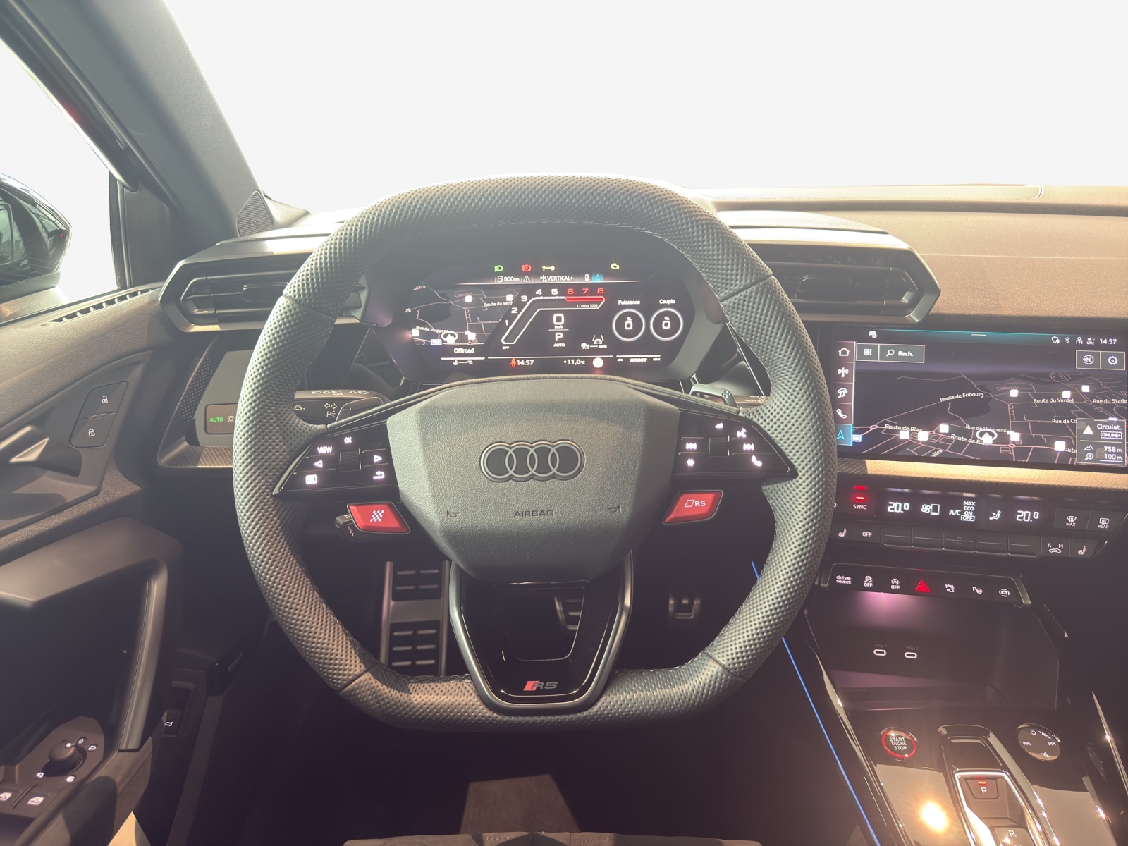 AUDI RS3 Sportback 2.5 TSI quattro S-tronic-image-12