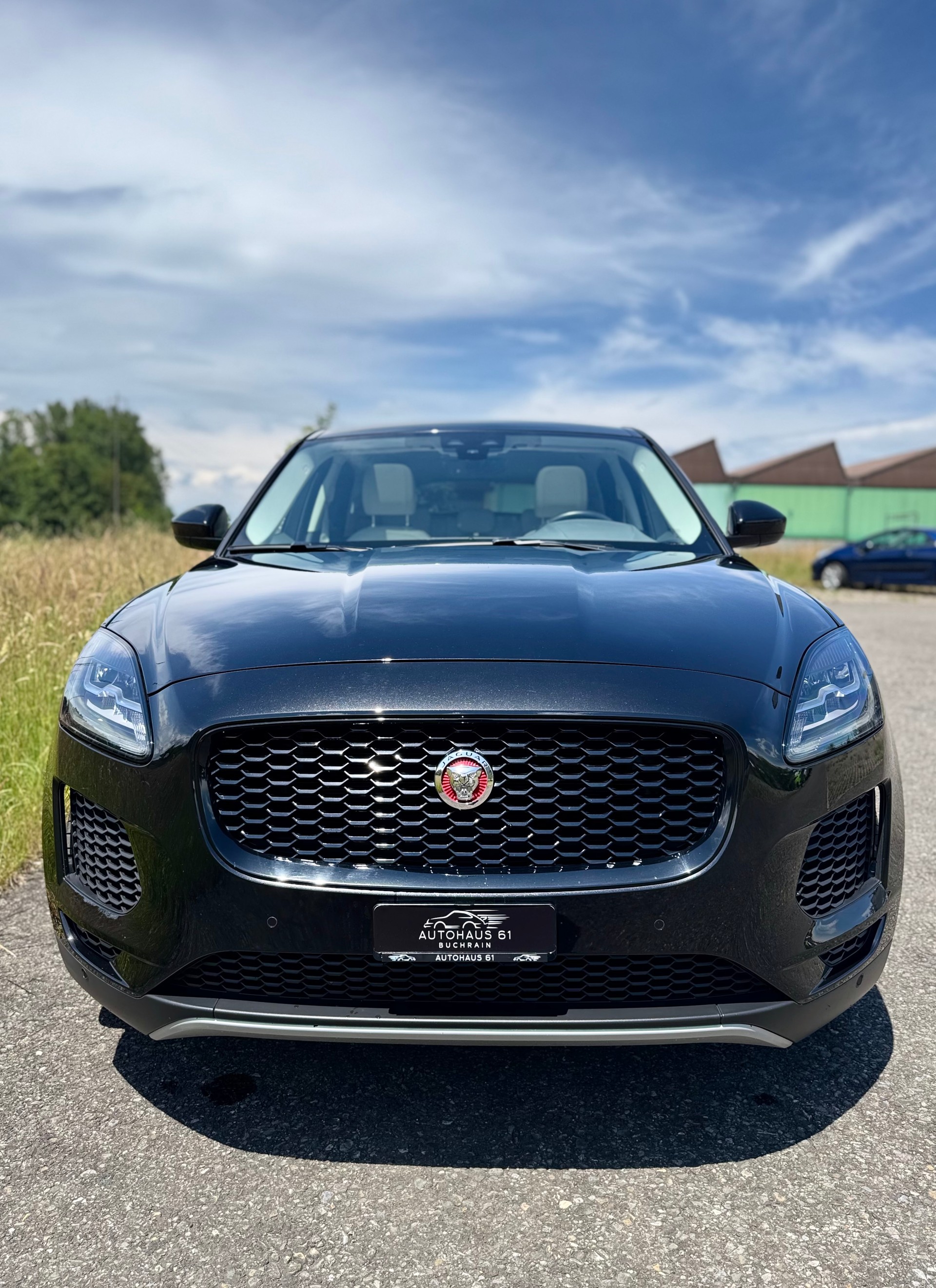 JAGUAR E-Pace 2.0 P200 S AWD Automatik / ab MFK 04.2026-showroom-element-3