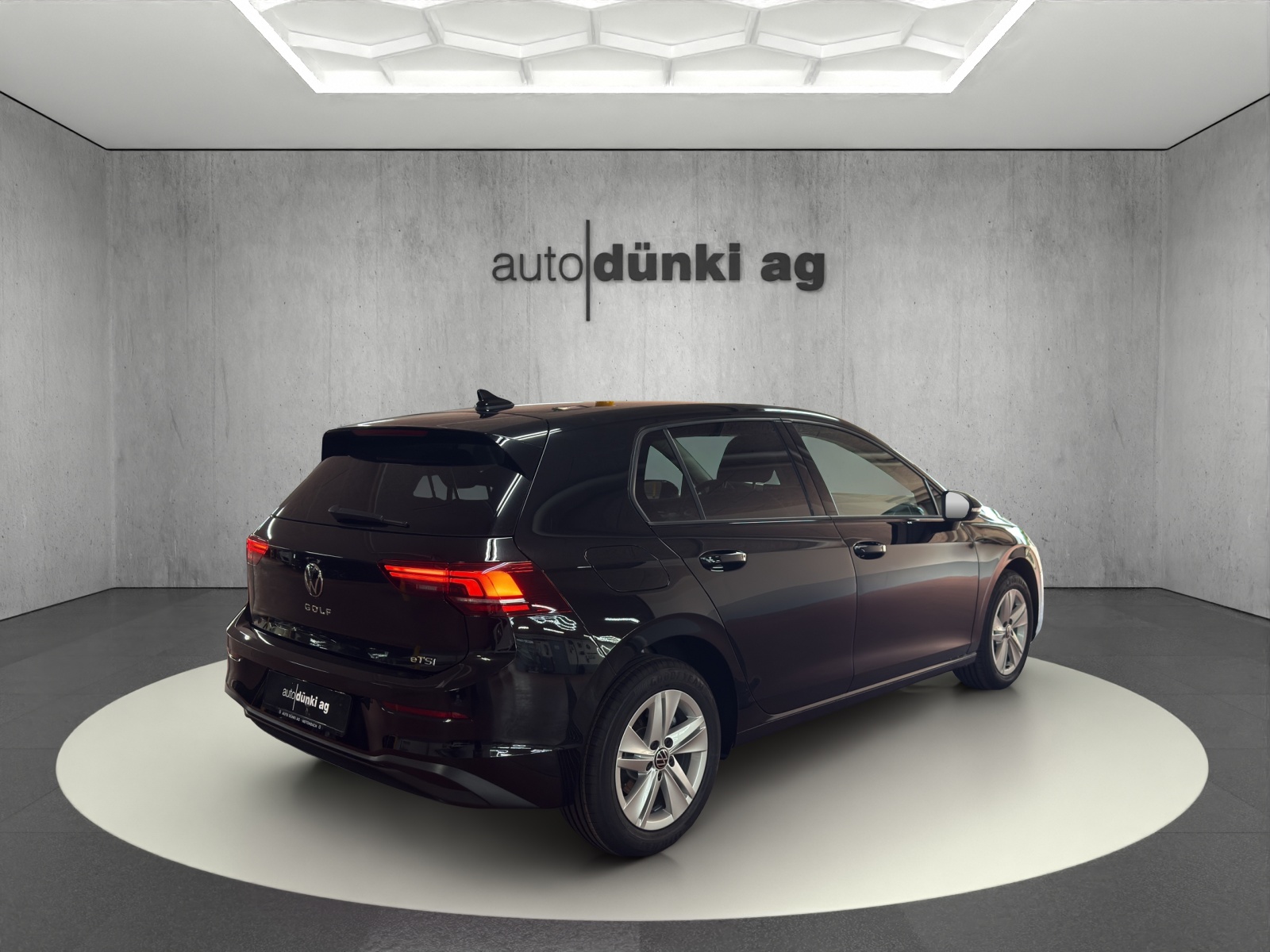 VW Golf 1.5 e TSI mHEV Value DSG-showroom-element-3