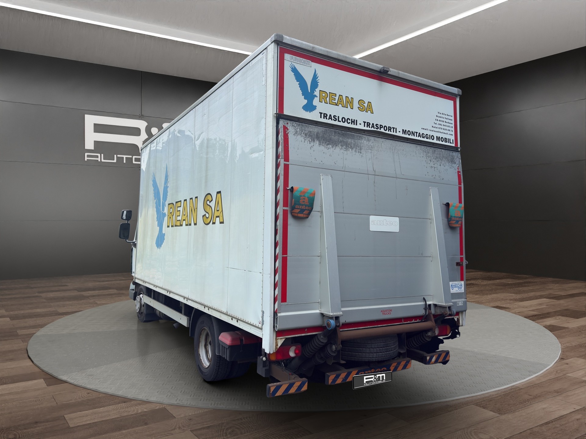 RENAULT MIDLUM 220.10EL-showroom-element-1