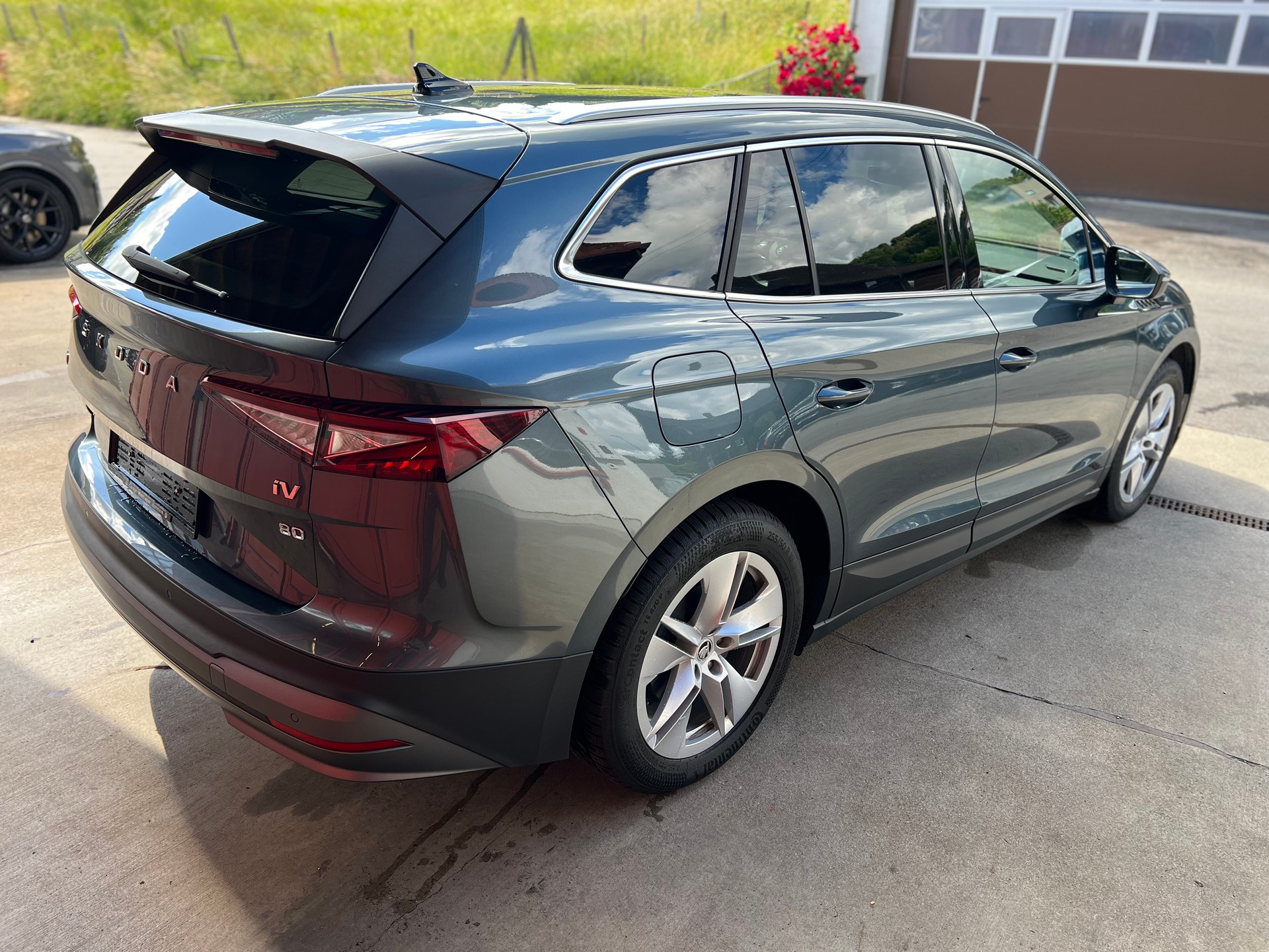SKODA Enyaq iV 80 / SoH 92%-image-4