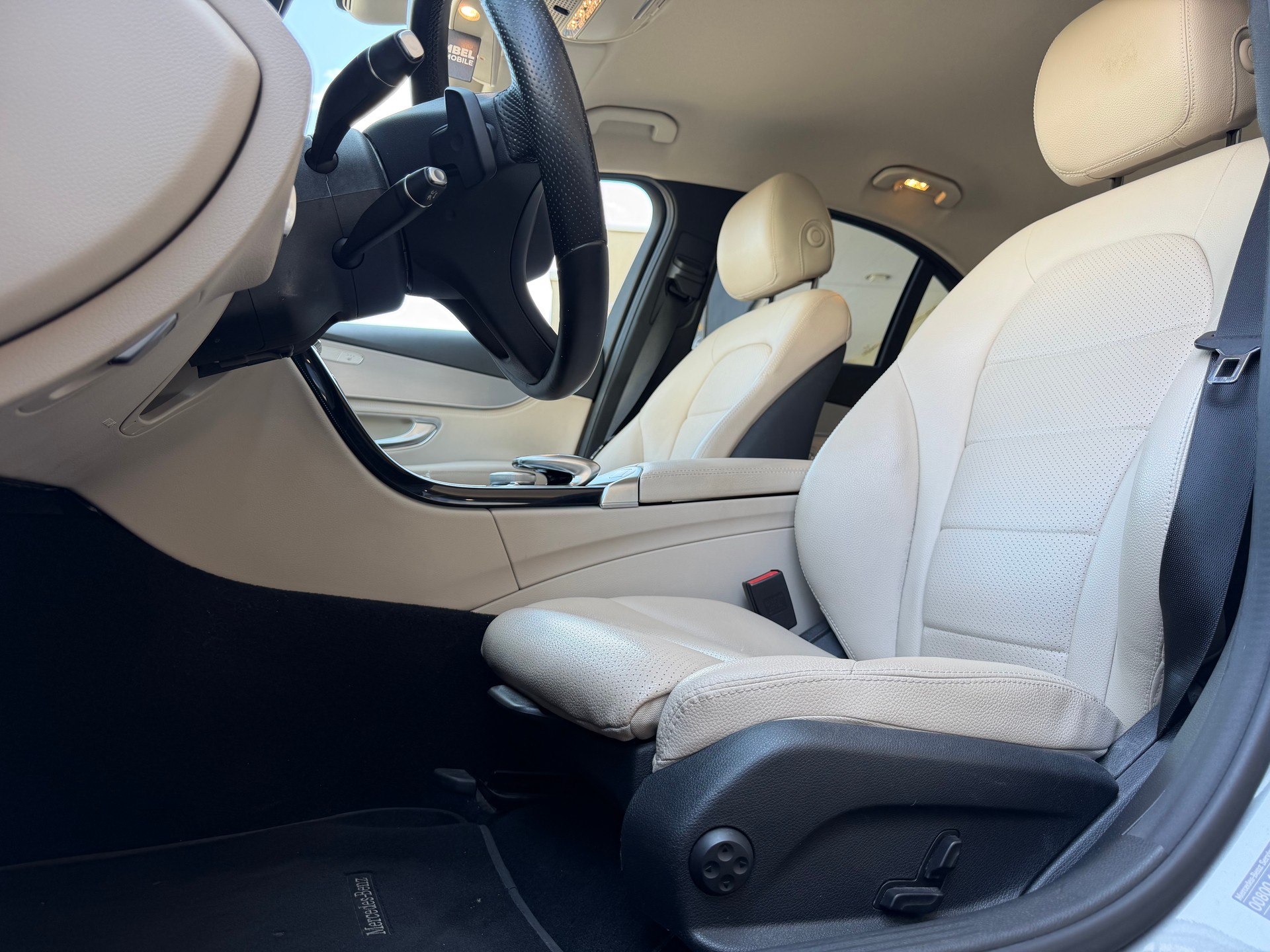 MERCEDES-BENZ C 200 BlueTEC Avantgarde 7G-Tronic-image-7
