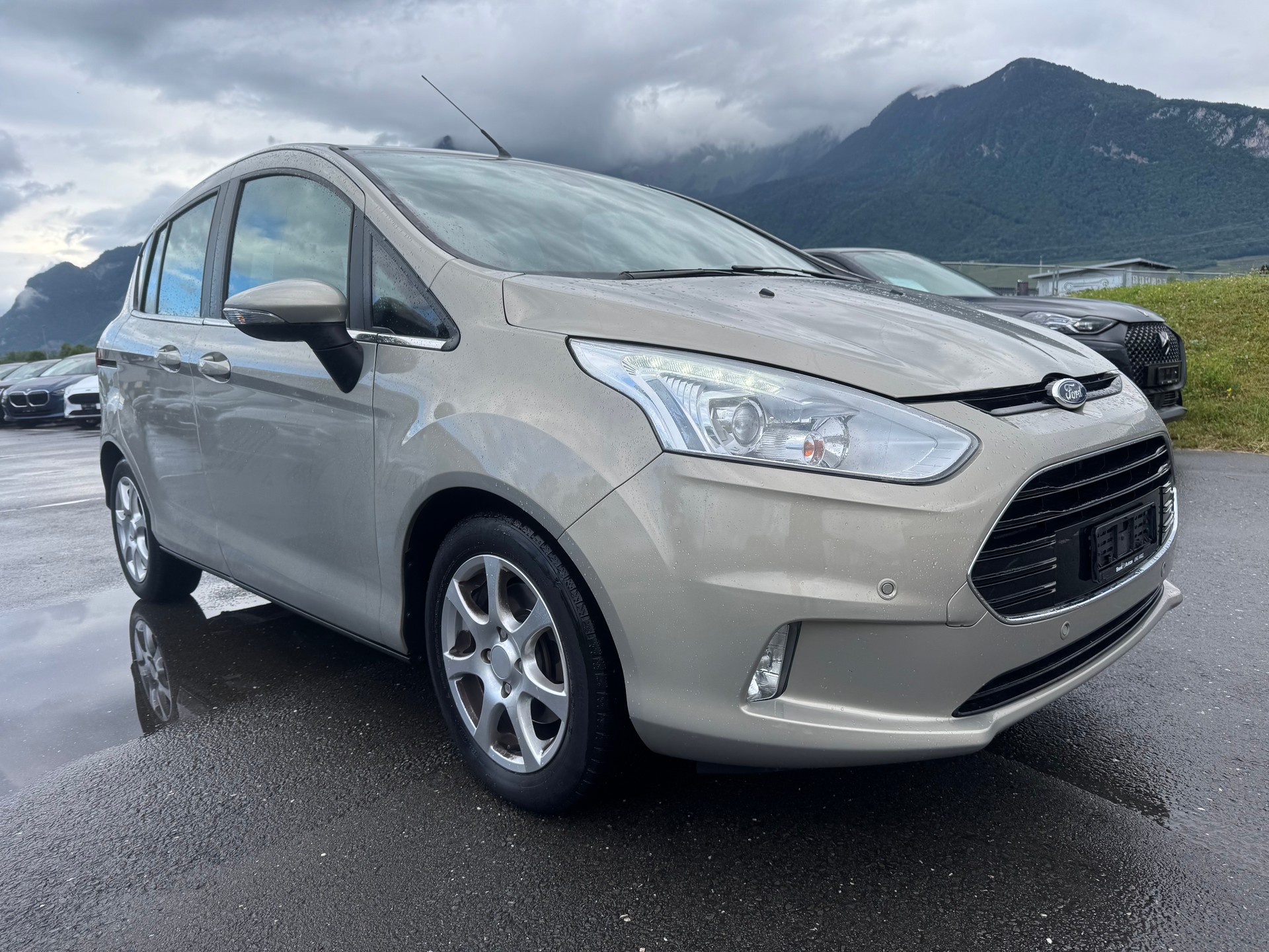 FORD B-Max 1.6 Ti-VCT Titanium PowerShift-image-2