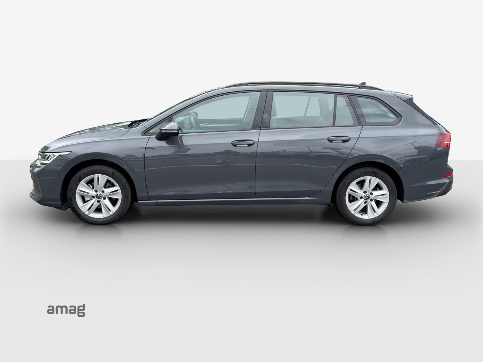 VW Golf Variant 1.5 eTSI mHEV Life DSG-image-1