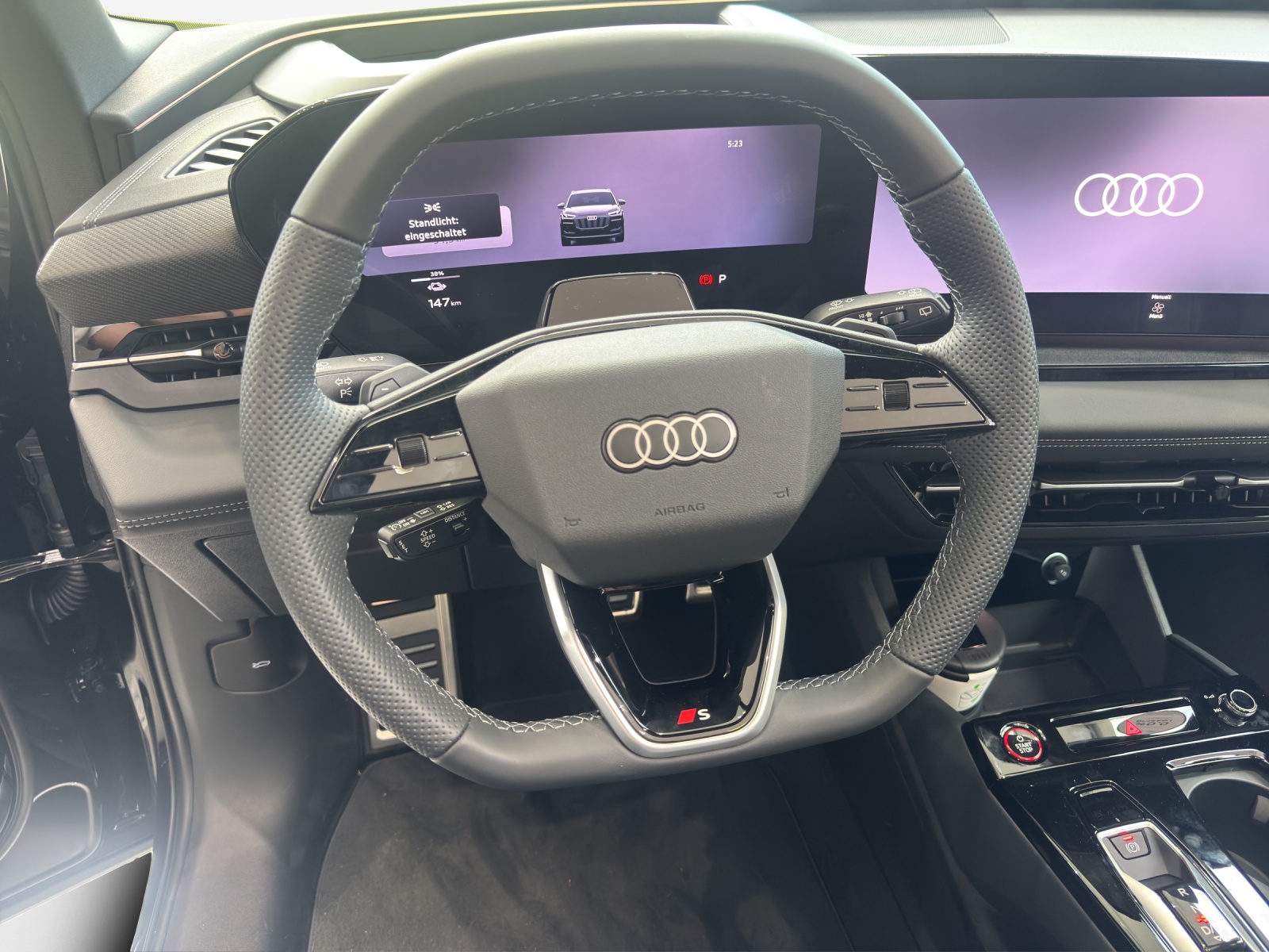 AUDI SQ6 e-tron quattro-image-9