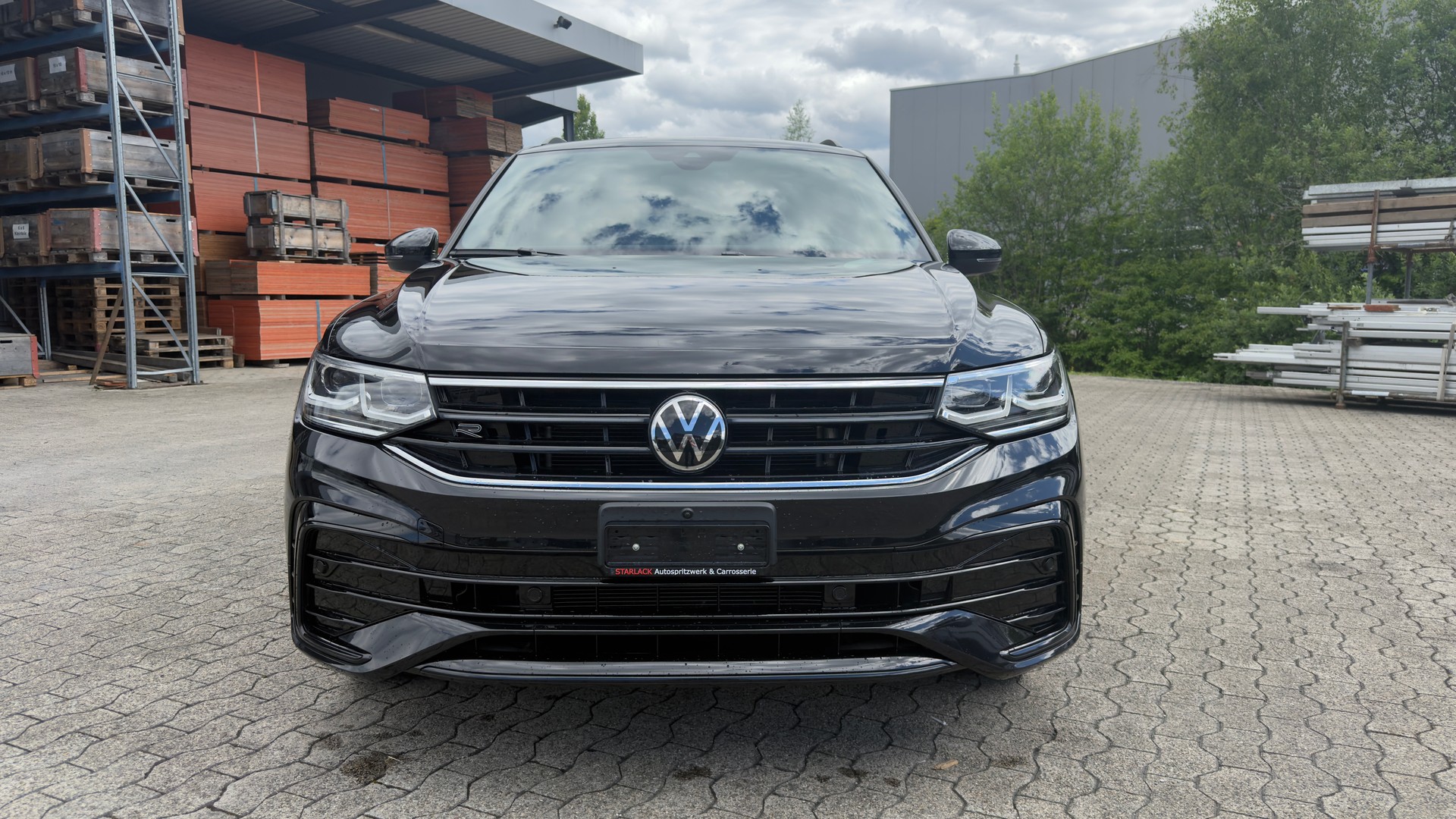 VW Tiguan Allspace 2.0TSI R-Line 4Motion DSG-image-7