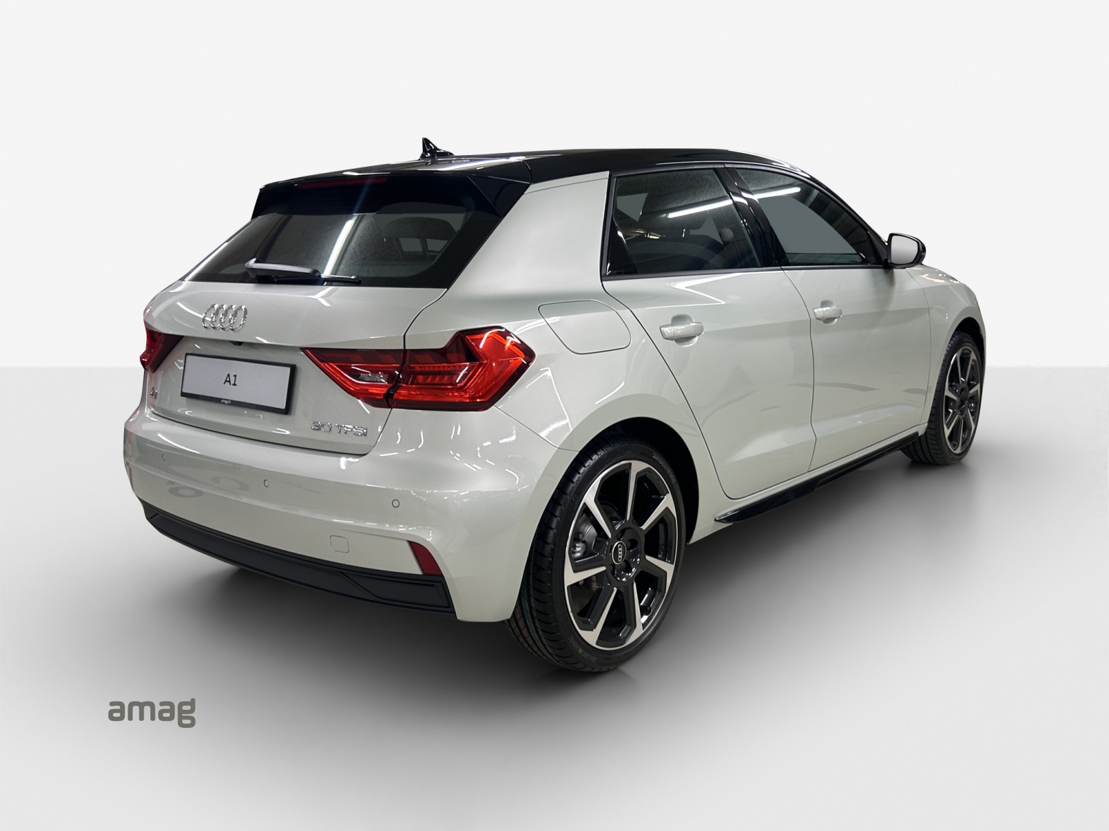 AUDI A1 Sportback 30 TFSI Attraction S-tronic-image-4