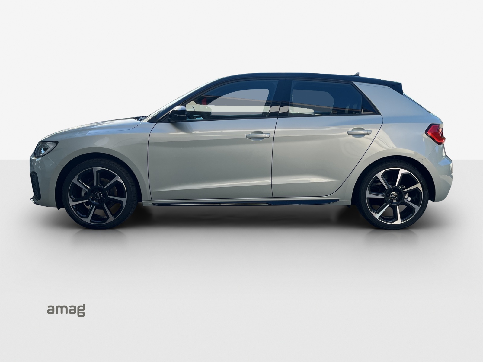 AUDI A1 Sportback 30 TFSI Attraction S-tronic-image-1