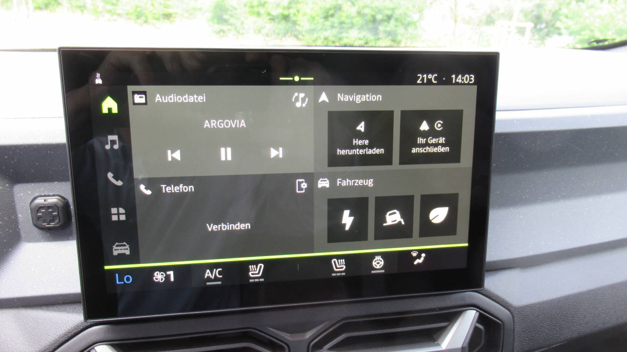DACIA Duster 1.2 Hybrid Journey 4WD-image-5