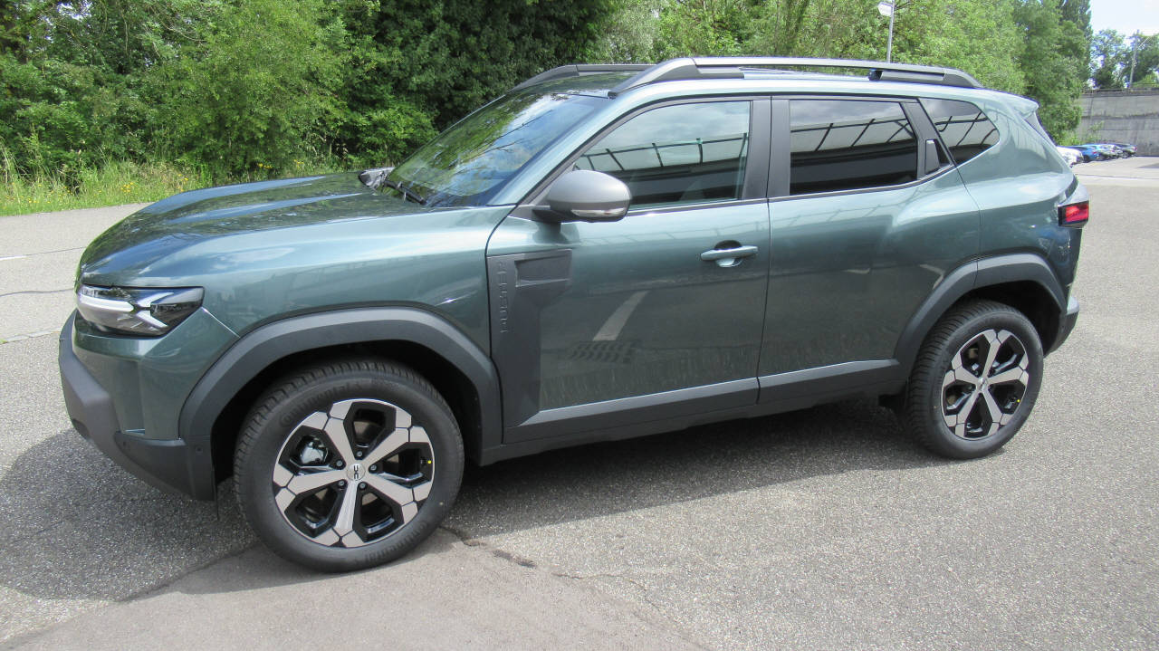 DACIA Duster 1.2 Hybrid Journey 4WD-image-1