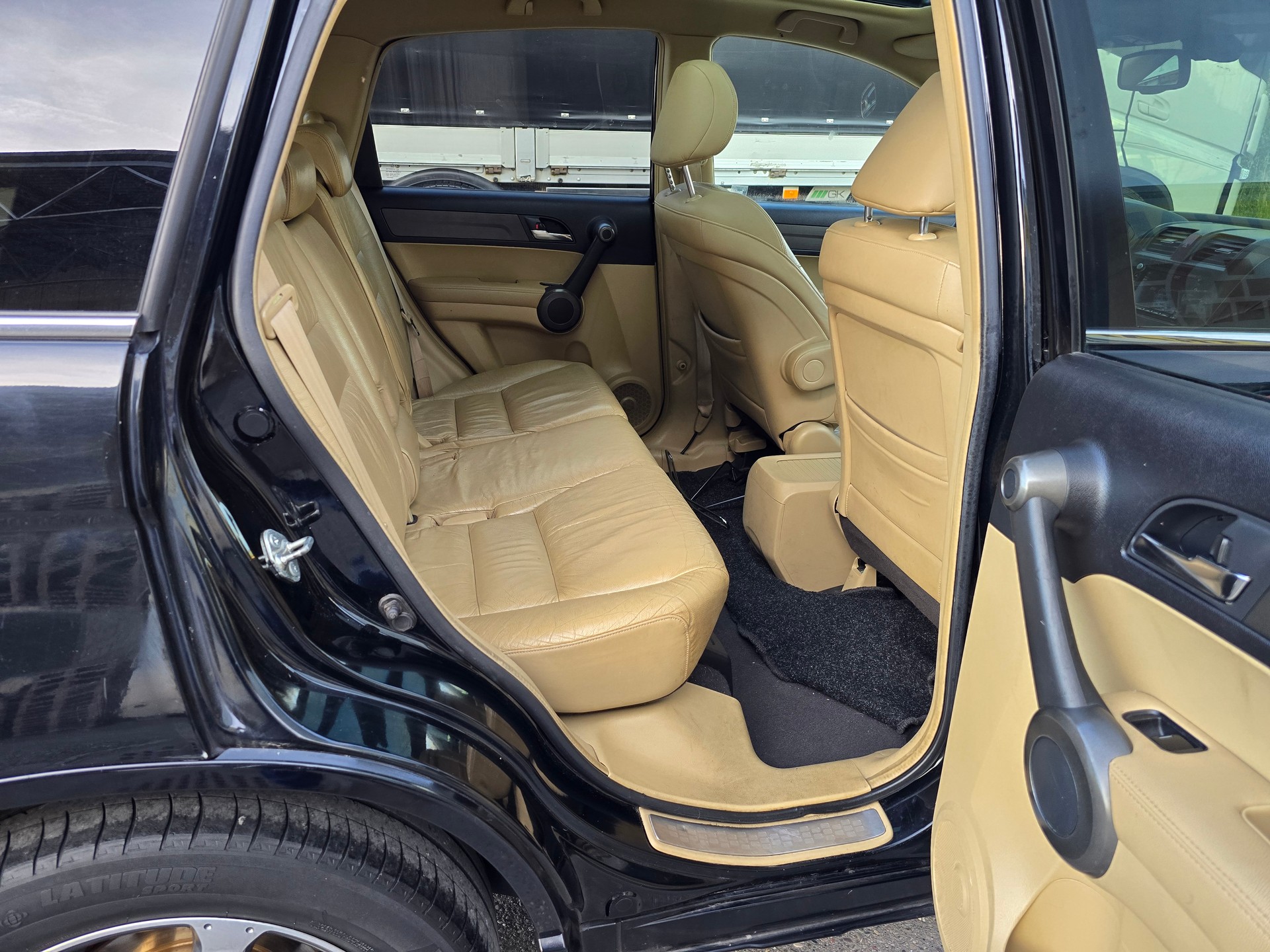 HONDA CR-V 2.2 i-DTEC 4WD Executive Plus Automatic-image-11
