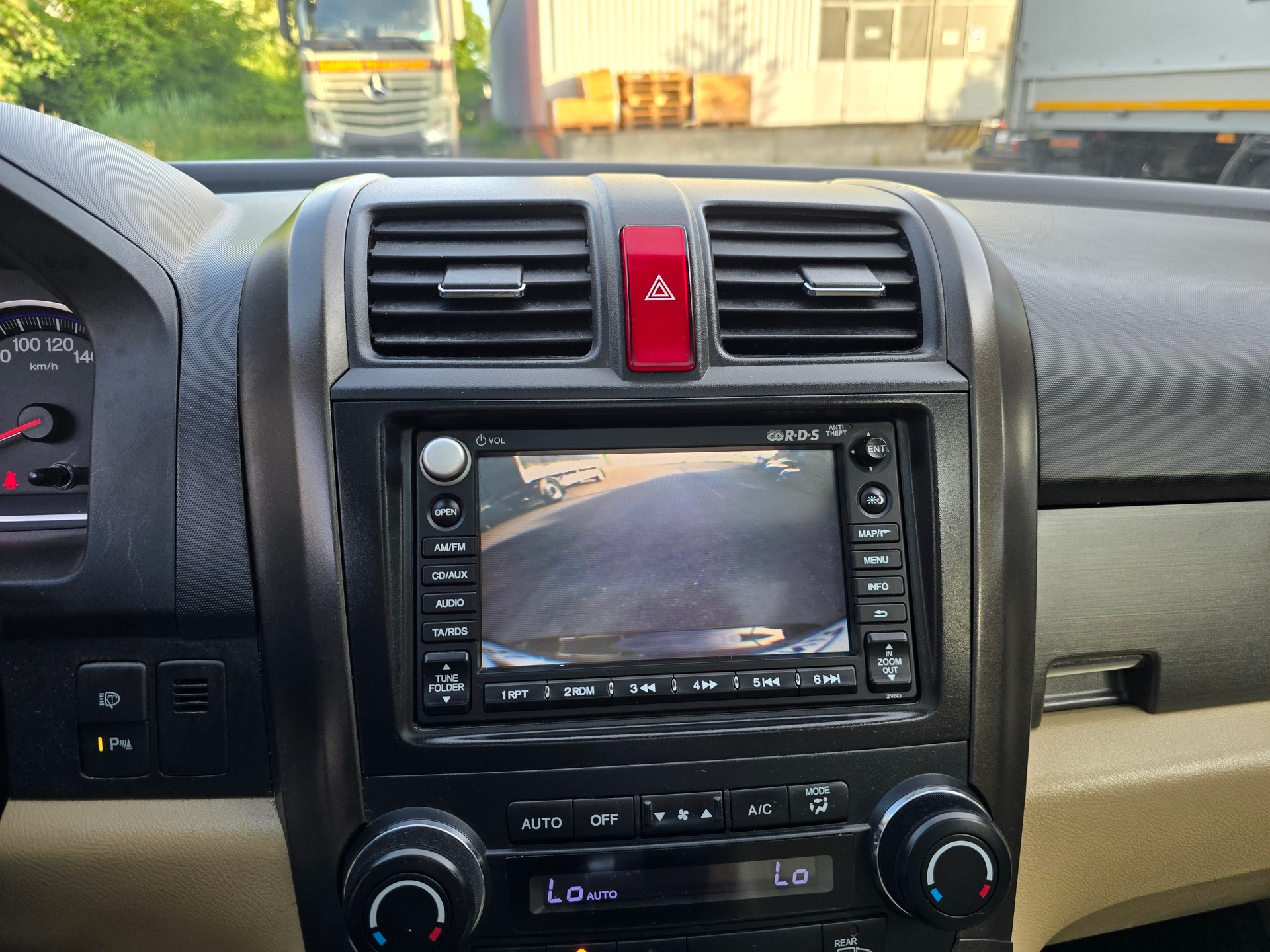 HONDA CR-V 2.2 i-DTEC 4WD Executive Plus Automatic-image-25