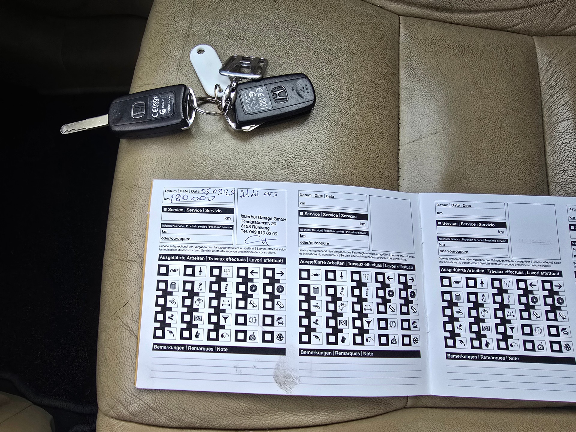 HONDA CR-V 2.2 i-DTEC 4WD Executive Plus Automatic-image-26