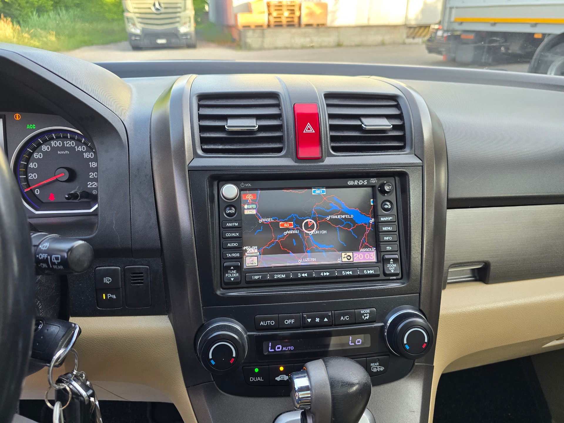 HONDA CR-V 2.2 i-DTEC 4WD Executive Plus Automatic-image-24